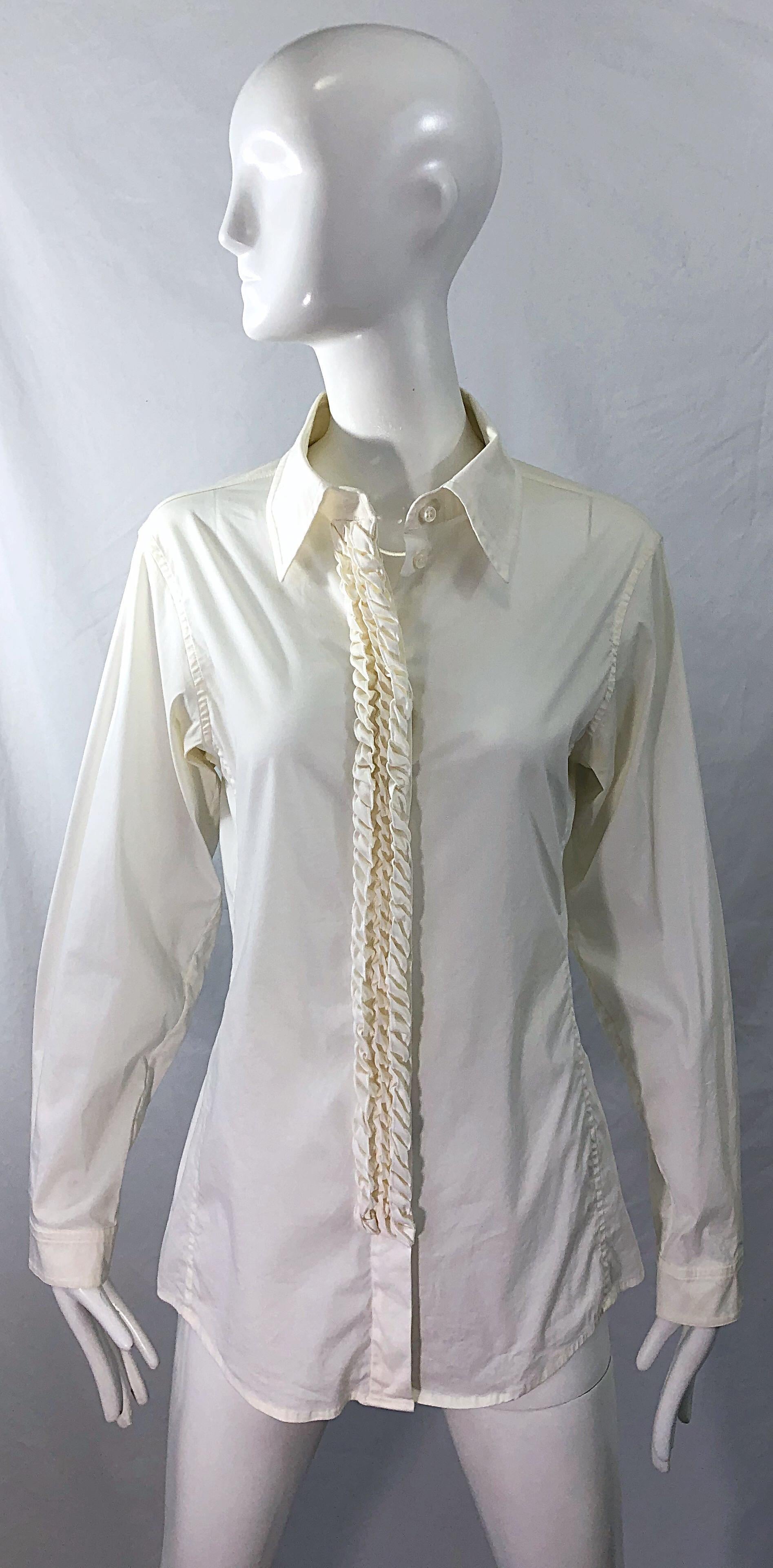 Chic and timeless YVES SAINT LAURENT Rive Gauche by TOM FORD ivory / off-white women's cotton / lycra long sleeve tuxedo style blouse ! Hidden buttons up the front. Can be worn many different ways, dressed up or down. Would look chic with a smoking