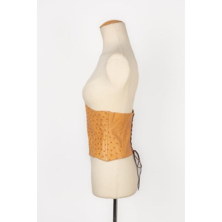 Yves Saint Laurent Camel-color Shiny Ostrich Leather Corset, circa 1990 In Good Condition For Sale In SAINT-OUEN-SUR-SEINE, FR