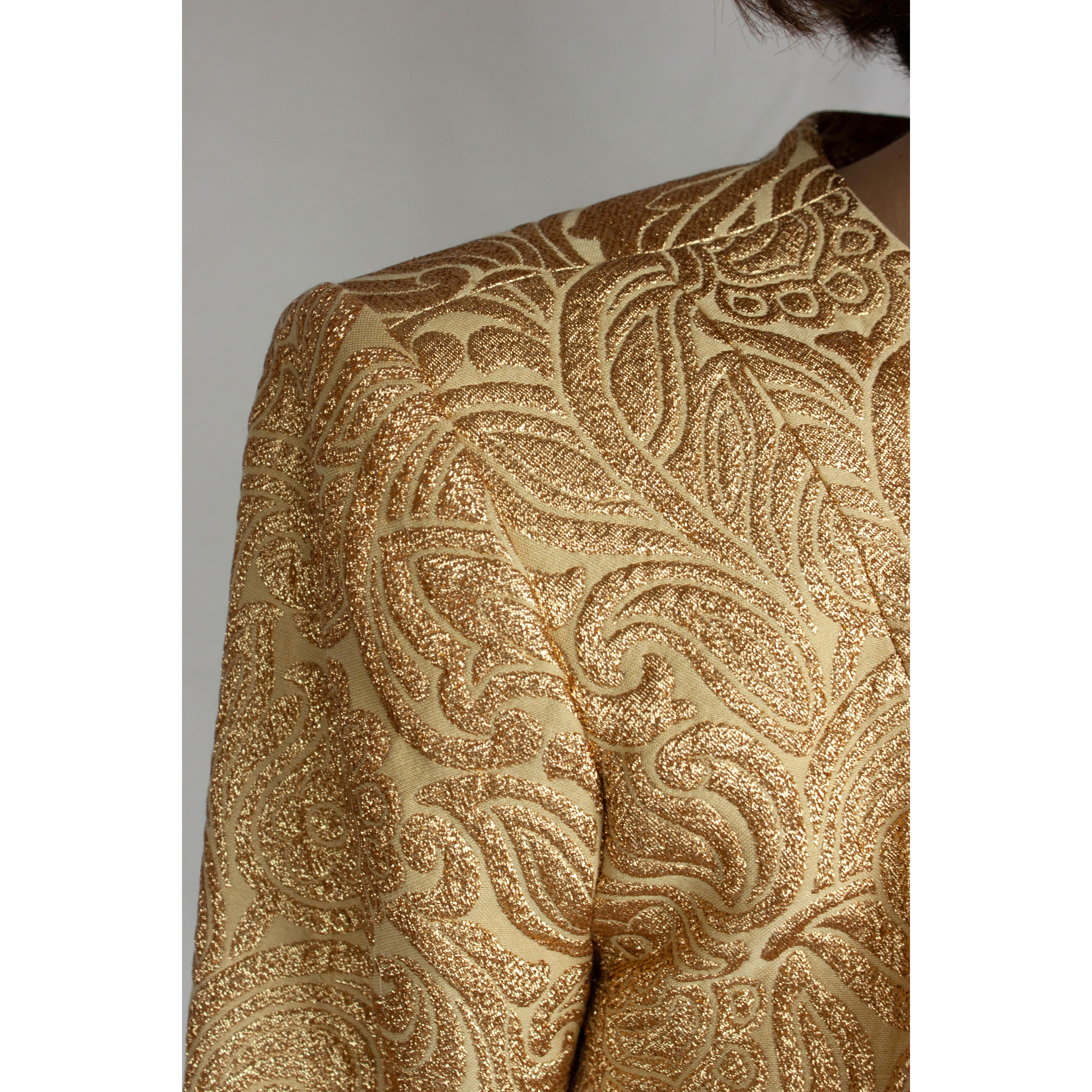 Yves Saint Laurent collezione cinese, ensemble di gonne in broccato d'oro. circa 1980 in vendita 1