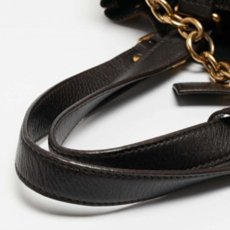Yves Saint Laurent Bolso Bucket de Piel de Ultramar Marrón Choco en venta 1