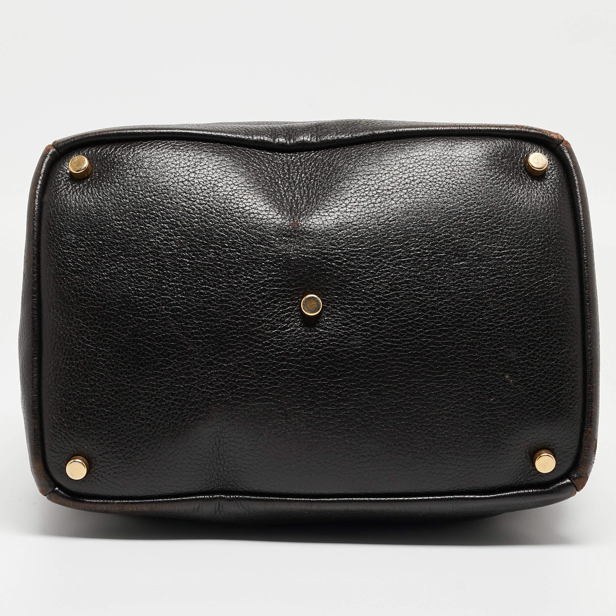 Yves Saint Laurent Choco Brown Leather Overseas Bucket Bag For Sale 3