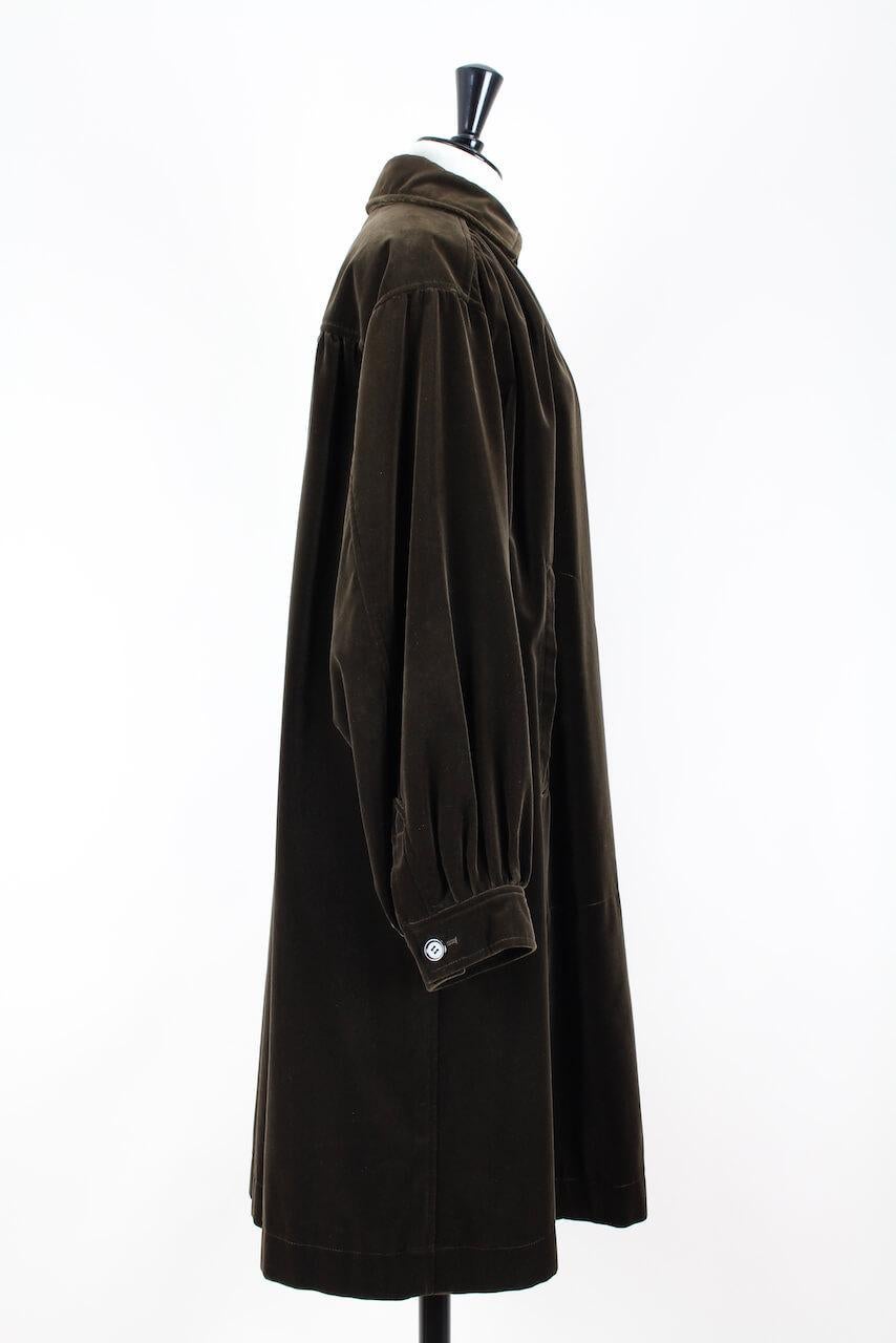 Yves Saint Laurent YSL Chocolate Brown Velvet Smock Style Coat, early 1980s In Excellent Condition For Sale In Munich, DE