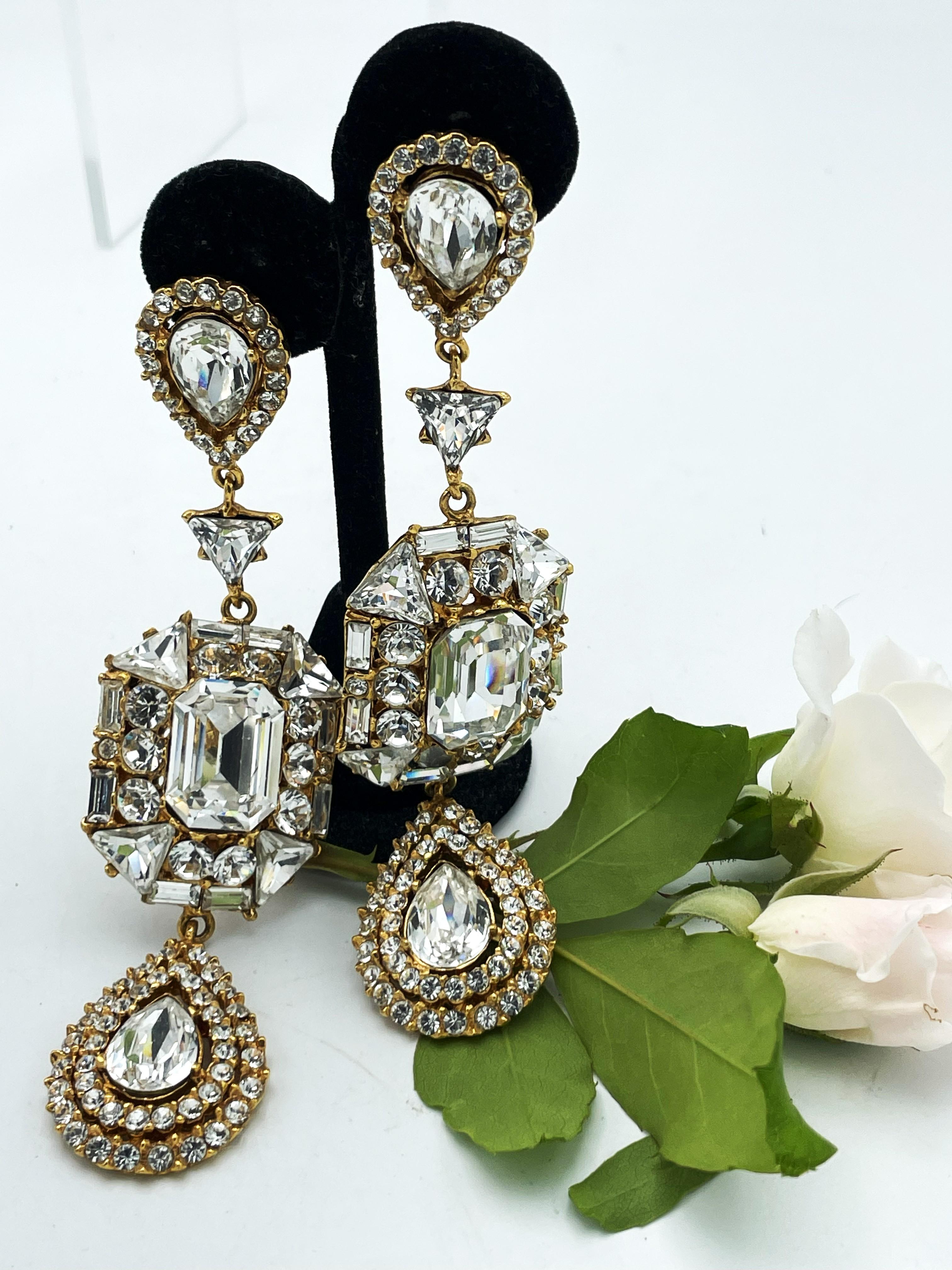 Yves Saint Laurent clip-on earring, gold metal, rhinestone in jewelry style 1985 For Sale 8
