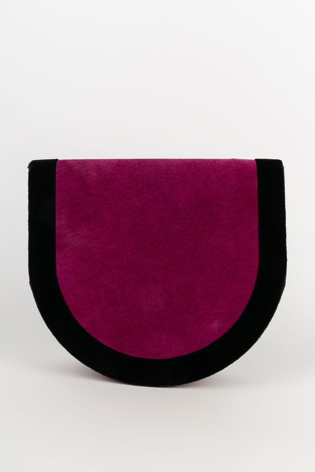 Black Yves Saint Laurent clutch For Sale