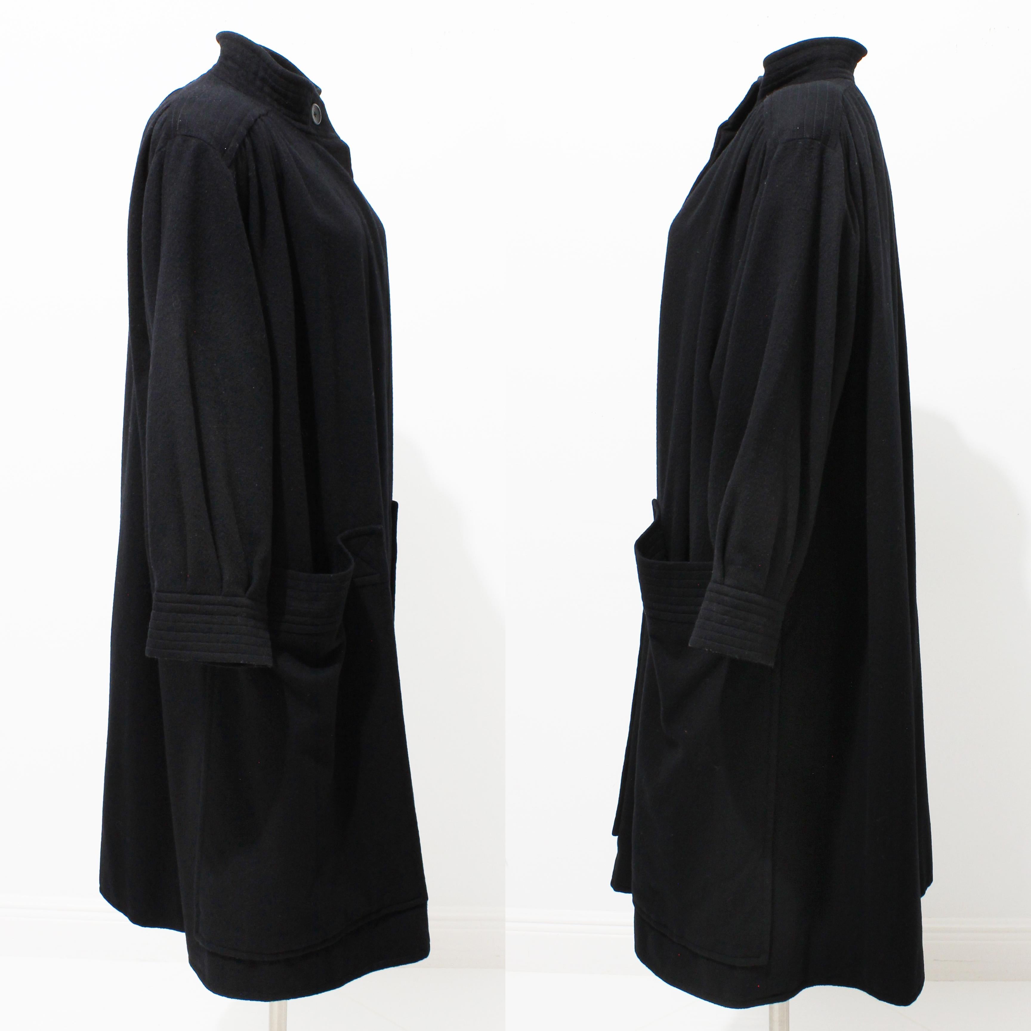 Yves Saint Laurent Cappotto in lana nera anni '70 Collezione Russa YSL Rive Gauche Raro In condizioni buone in vendita a Port Saint Lucie, FL
