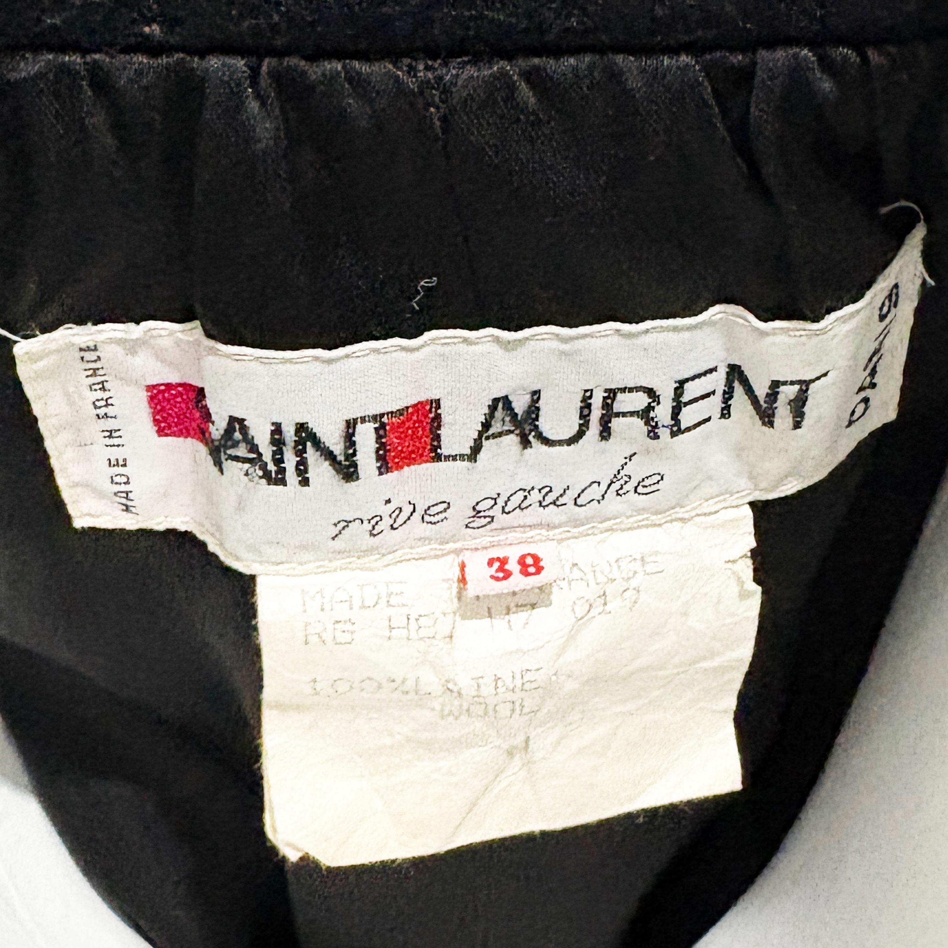 Yves Saint Laurent Cappotto in lana nera anni '70 Collezione Russa YSL Rive Gauche Raro in vendita 1