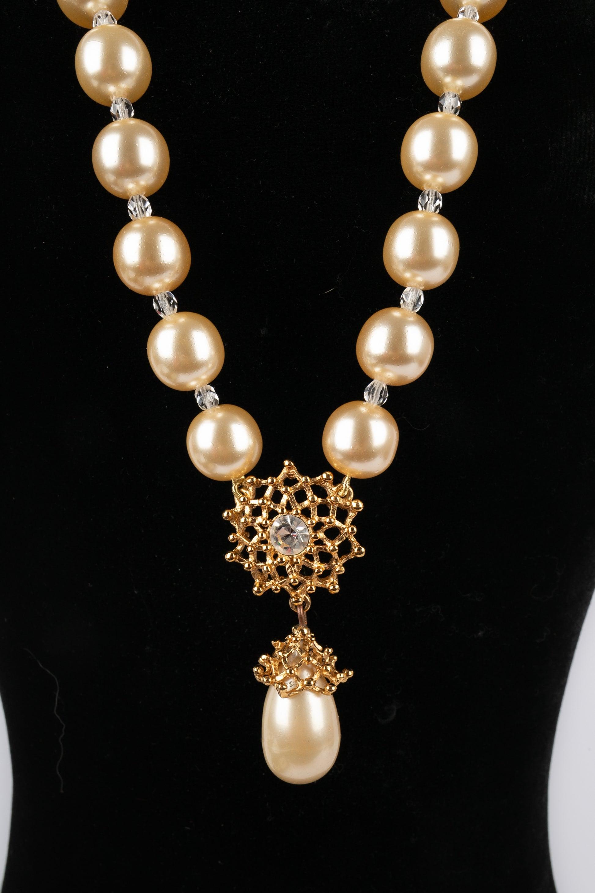 Yves Saint Laurent Costume Pearl Necklace with Rhinestones, 1980s In Excellent Condition In SAINT-OUEN-SUR-SEINE, FR