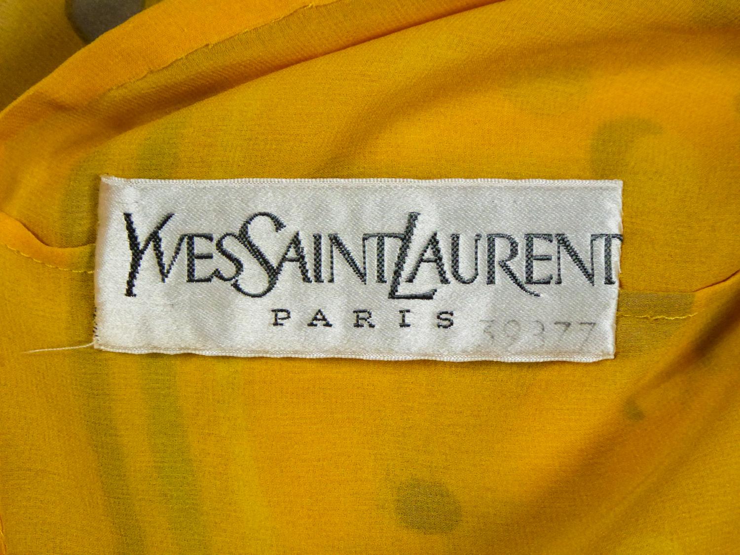 Yves Saint Laurent Couture Chiffon Blouse and Skirt Numbered 39377 Circa 1975 In Excellent Condition In Toulon, FR