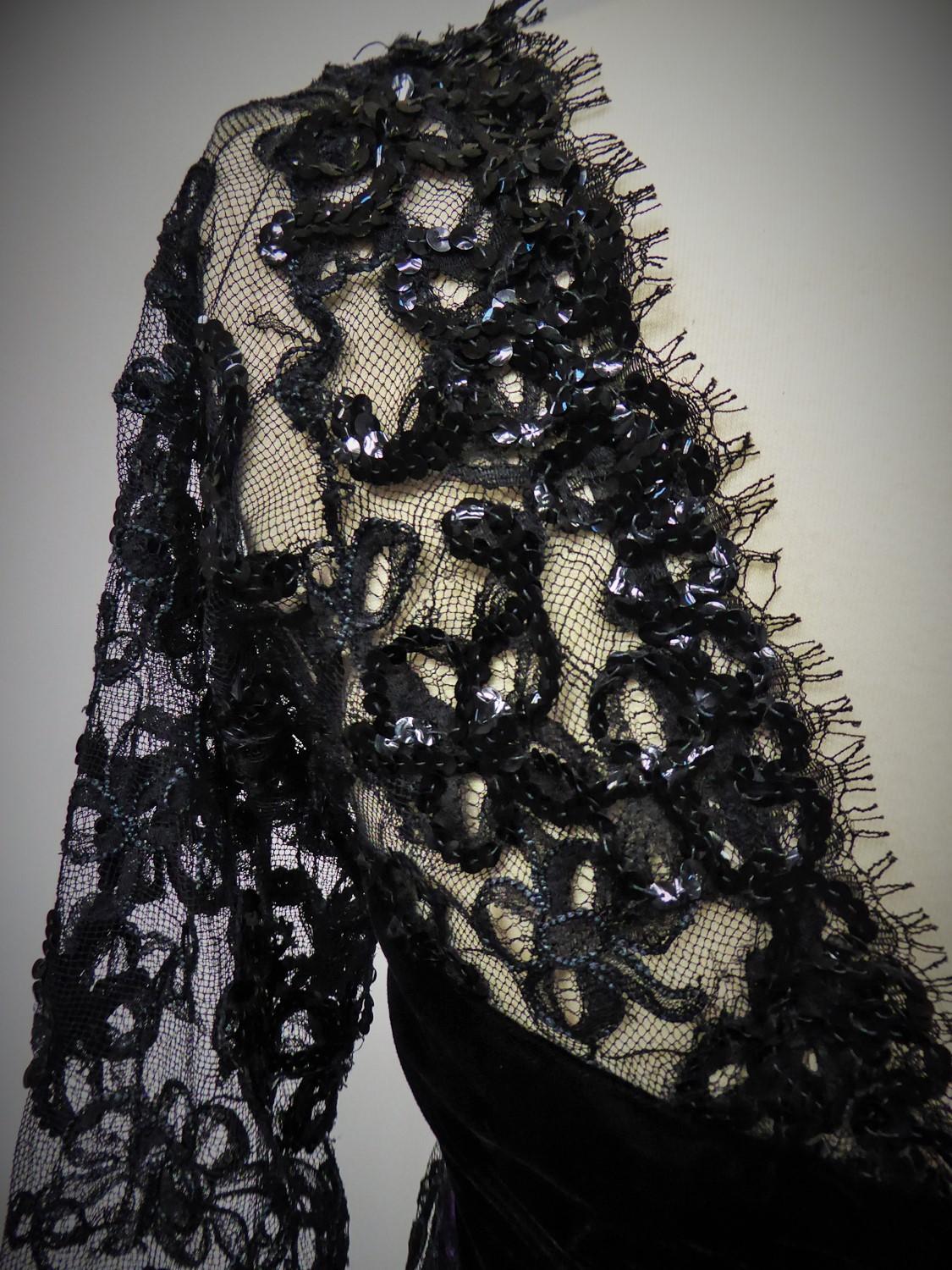 Yves Saint Laurent Couture Evening Gown Lace and Satin n. 59501 Collection 1985 For Sale 8