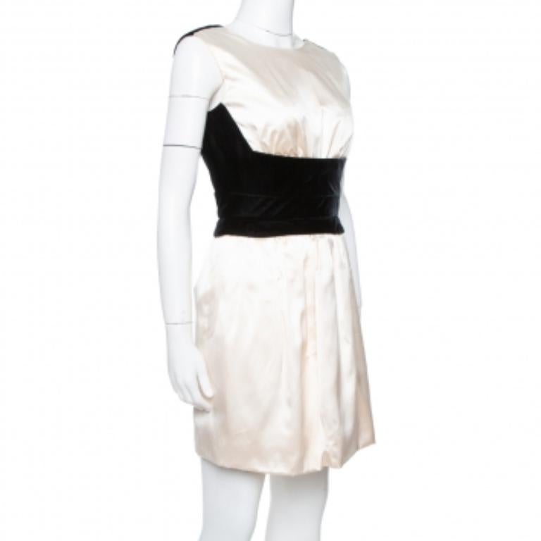 Yves Saint Laurent Cream Silk Velvet Trim Sleeveless Dress S In Good Condition For Sale In Dubai, Al Qouz 2