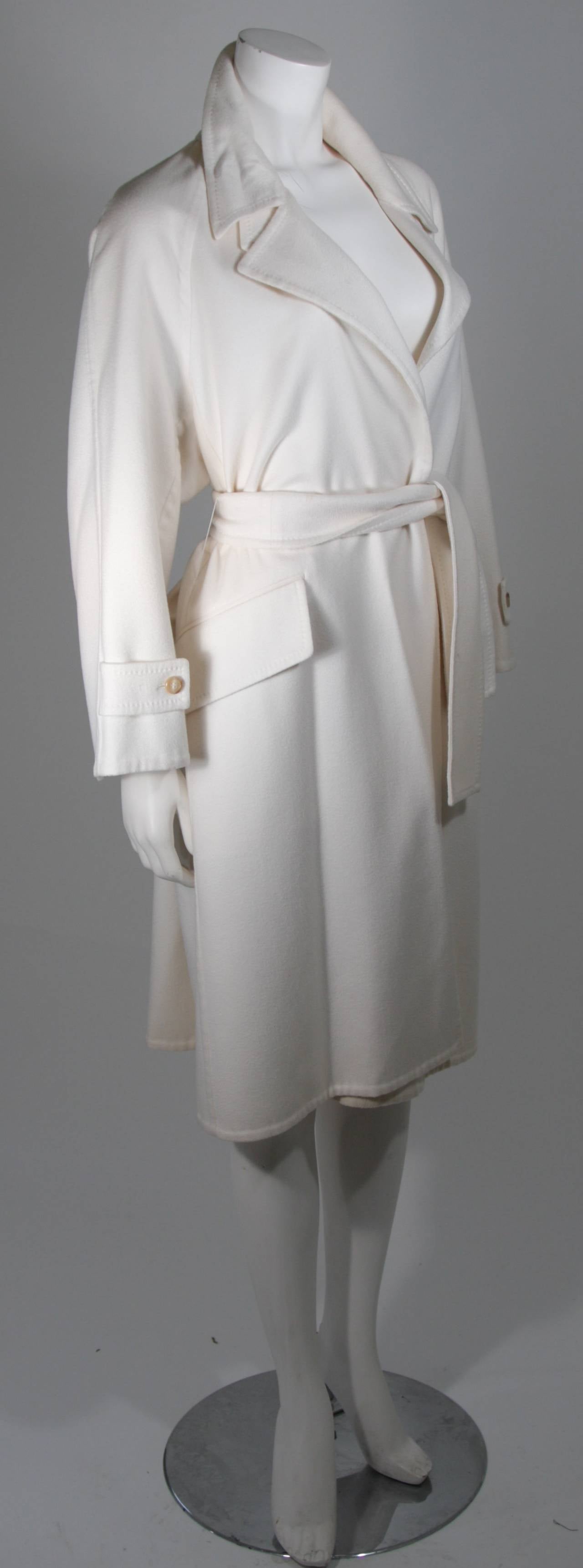 Yves Saint Laurent Cream/White Cashmere Belted Trench Coat NWT In New Condition For Sale In Los Angeles, CA