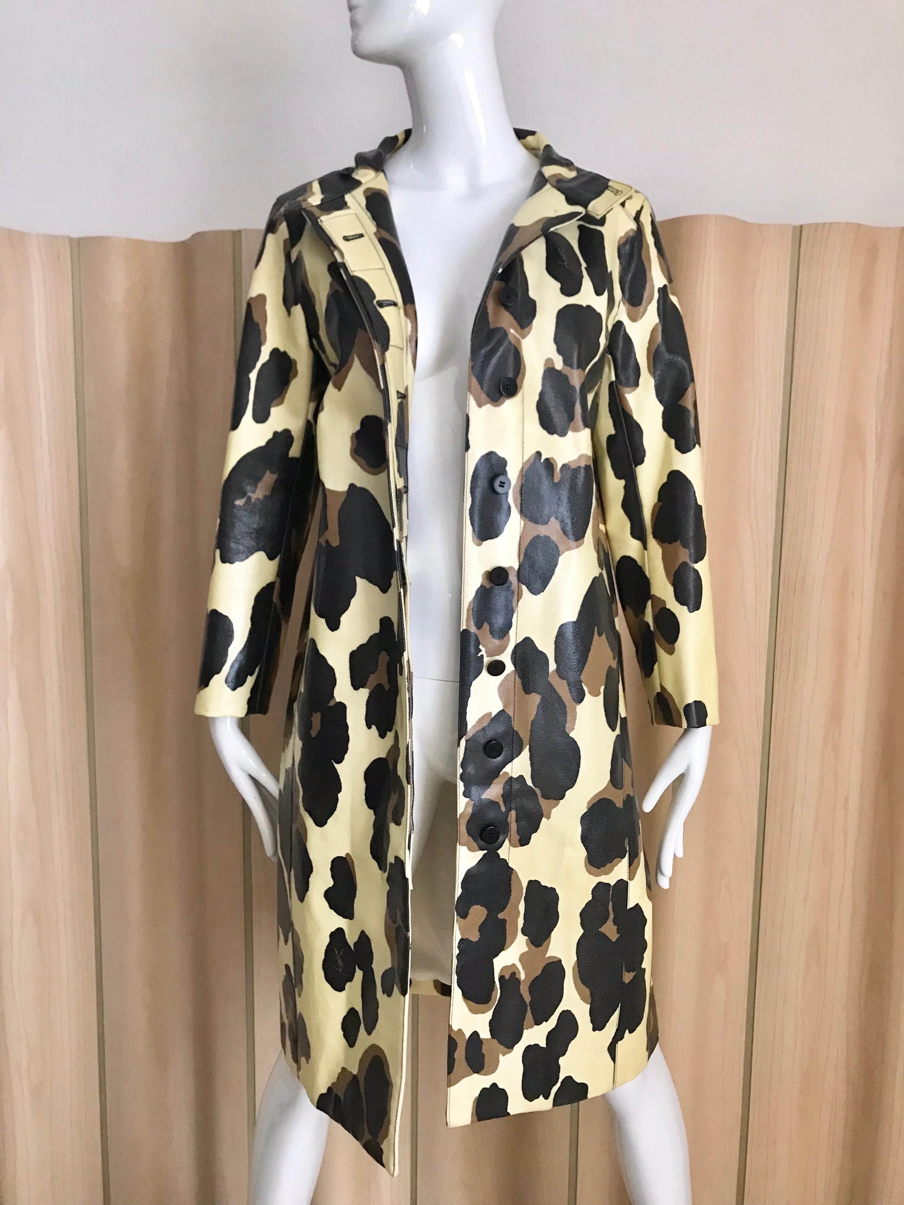 Yves Saint Laurent by Stefano Pilati light Cotton and polyurethane mix animal print coat in creme and brown leopard print. ( missing belt) coat is lined in silk . 
Size: F38 / fit US 4