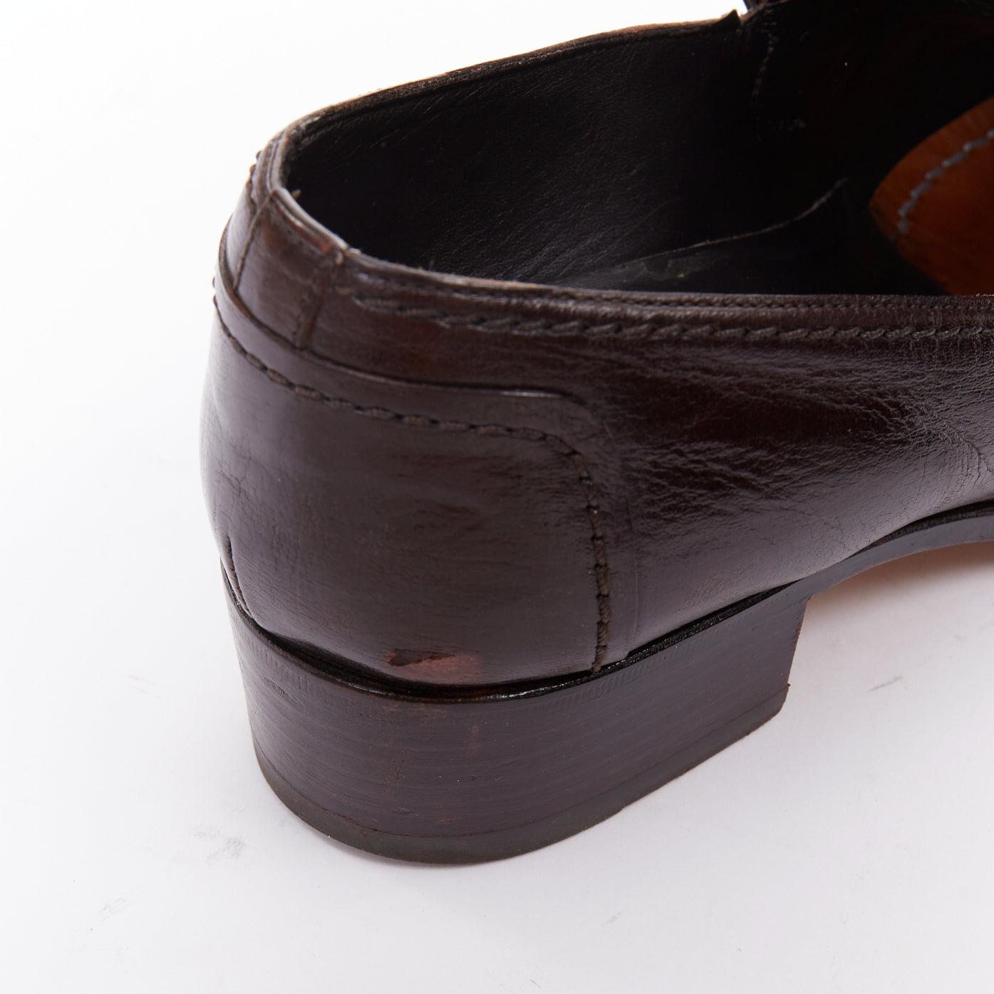 Yves Saint Laurent in pelle marrone scuro con cuciture a Y e punta quadrata UK7 EU41 in vendita 3
