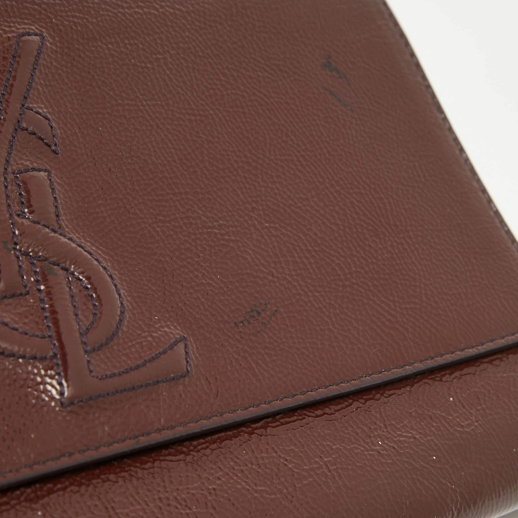 Women's Yves Saint Laurent Dark Brown Patent Leather Belle De Jour Flap Clutch For Sale