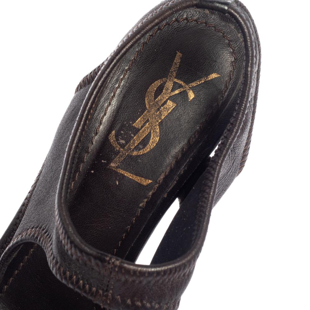 Yves Saint Laurent Dark Brown Soft Leather Platform Sandals Size 37.5 In Fair Condition In Dubai, Al Qouz 2
