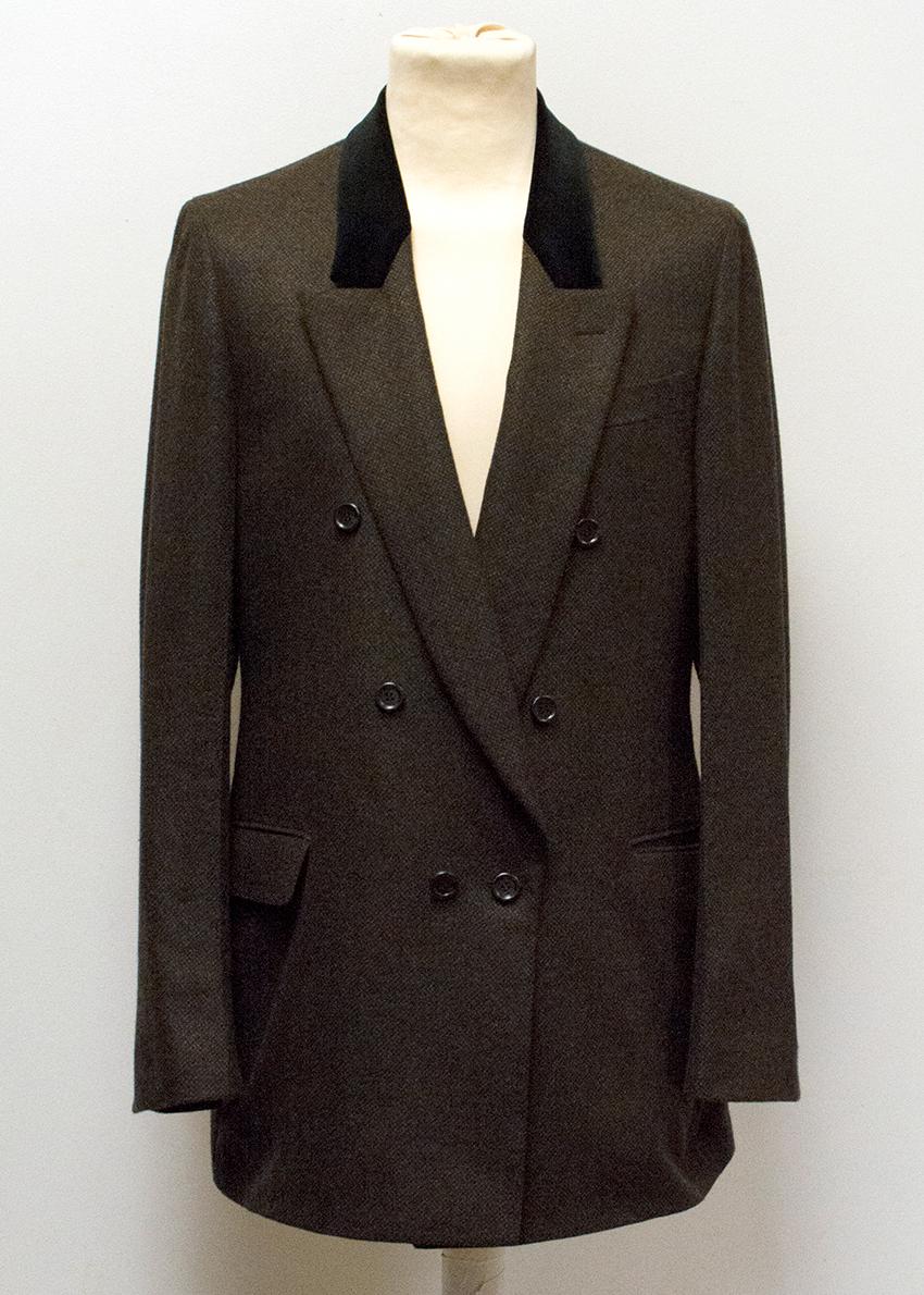 Saint Laurent Cashmere and Silk Blend Coat

Brown with Velvet Lapel Trim

Double Breasted

96% Cashmere/4% Silk

Please note, these items are pre-owned and may show signs of being stored even when unworn and unused. This is reflected within the