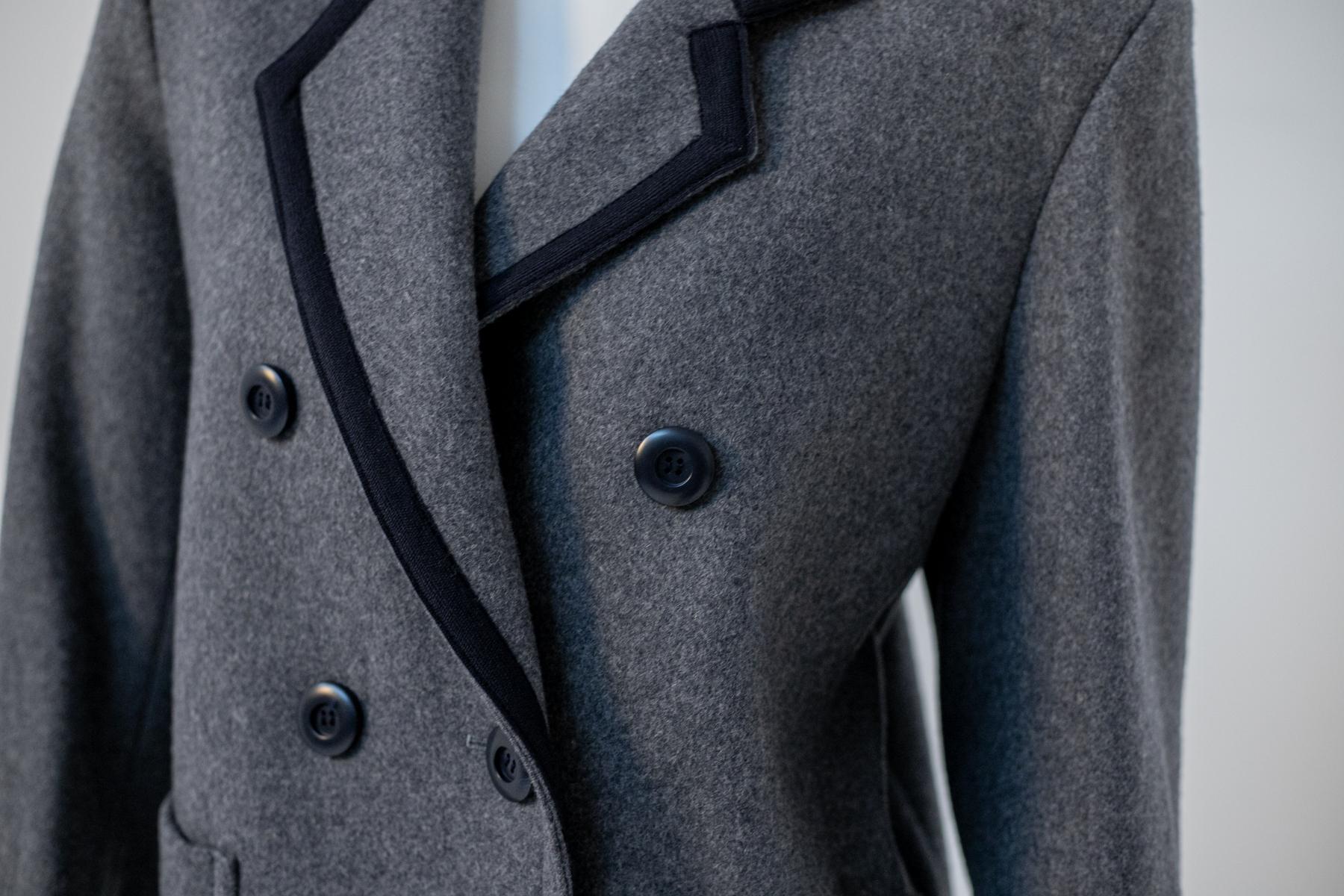 Blazer doppiopetto in lana di Yves Saint Laurent in vendita 5