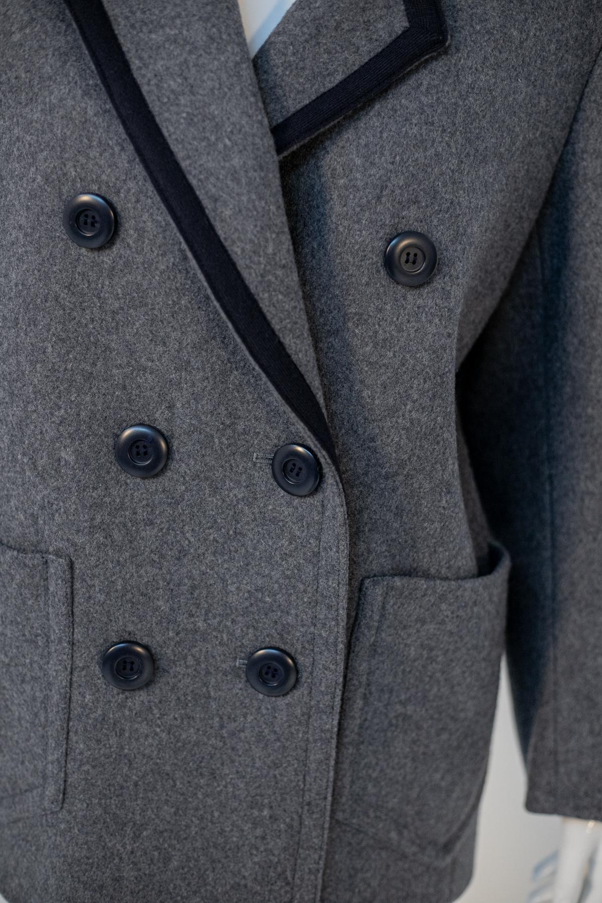 Blazer doppiopetto in lana di Yves Saint Laurent in vendita 2