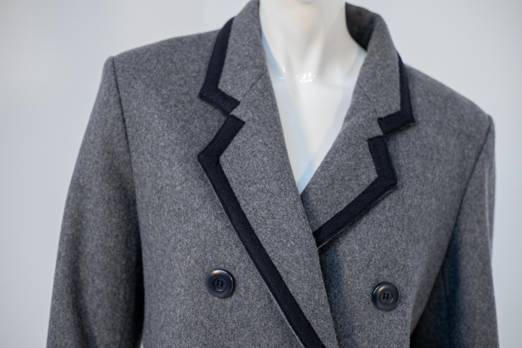 Yves Saint Laurent Double Breasted Wool Blazer For Sale 1