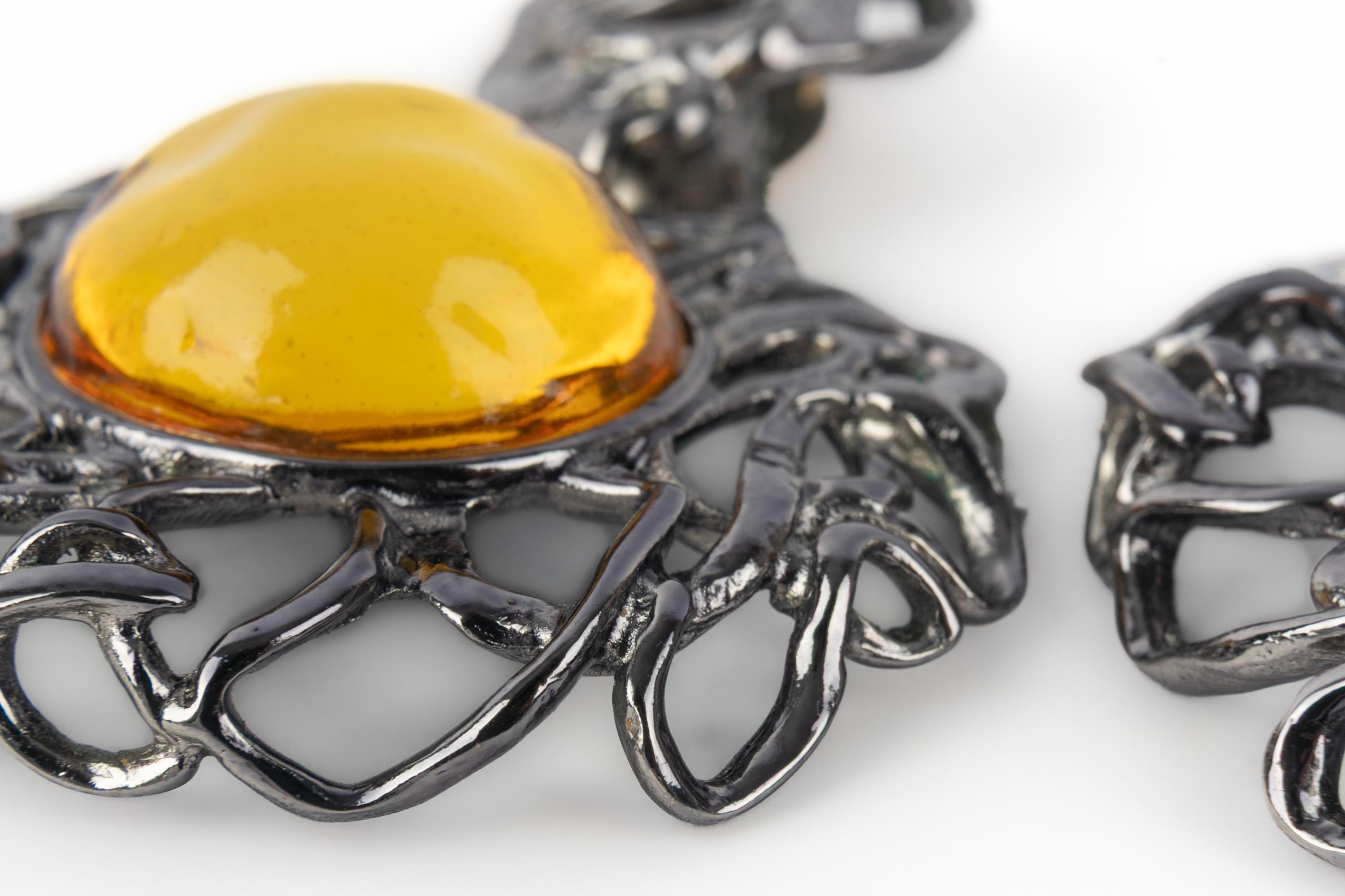 Orecchini Yves Saint Laurent in vendita 1