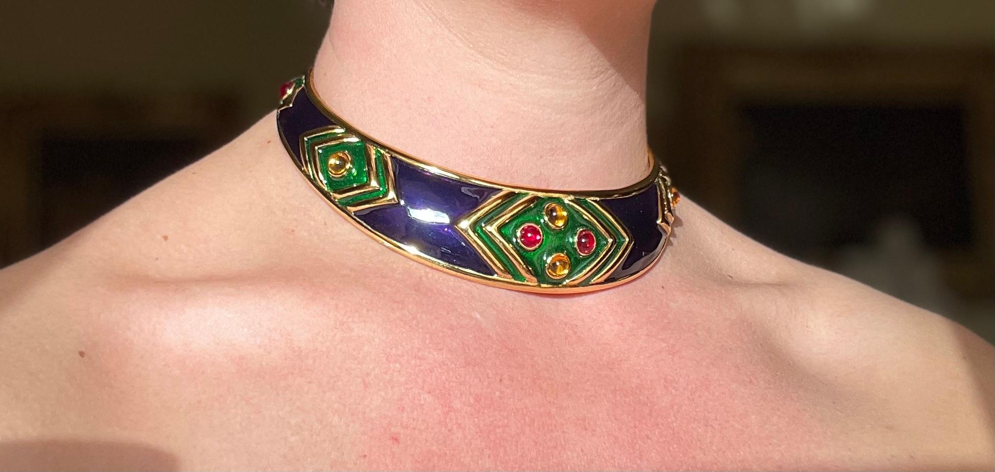 Yves Saint Laurent, Enamel Necklace Choker Model circa 1990 Vintage 8