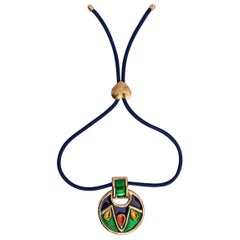 Collana con ciondolo in metallo smaltato e argentato di Yves Saint Laurent