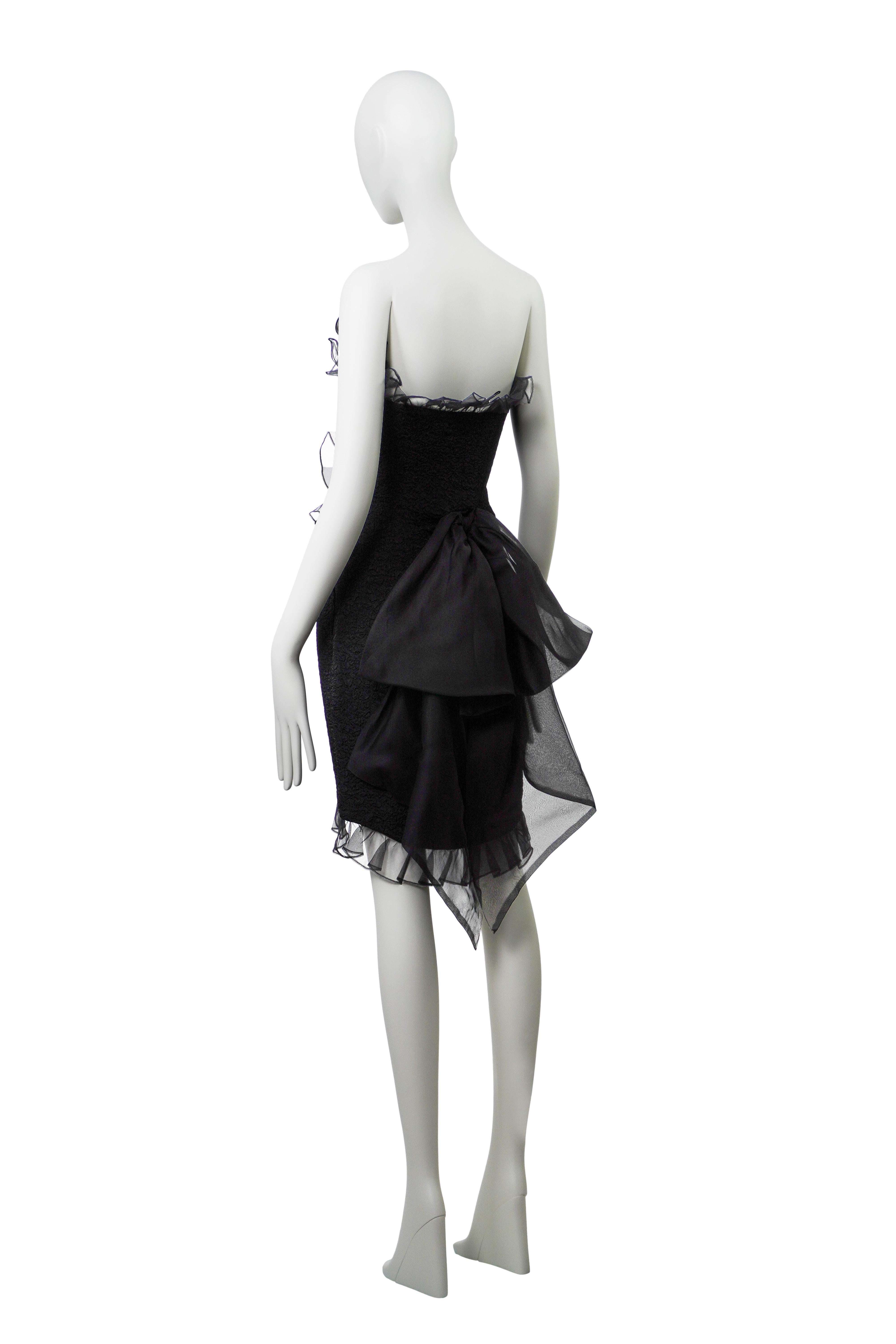 YVES SAINT LAURENT F/W 1987 Sammler Runway & Campaigner Bow Dress FR42 im Angebot 5