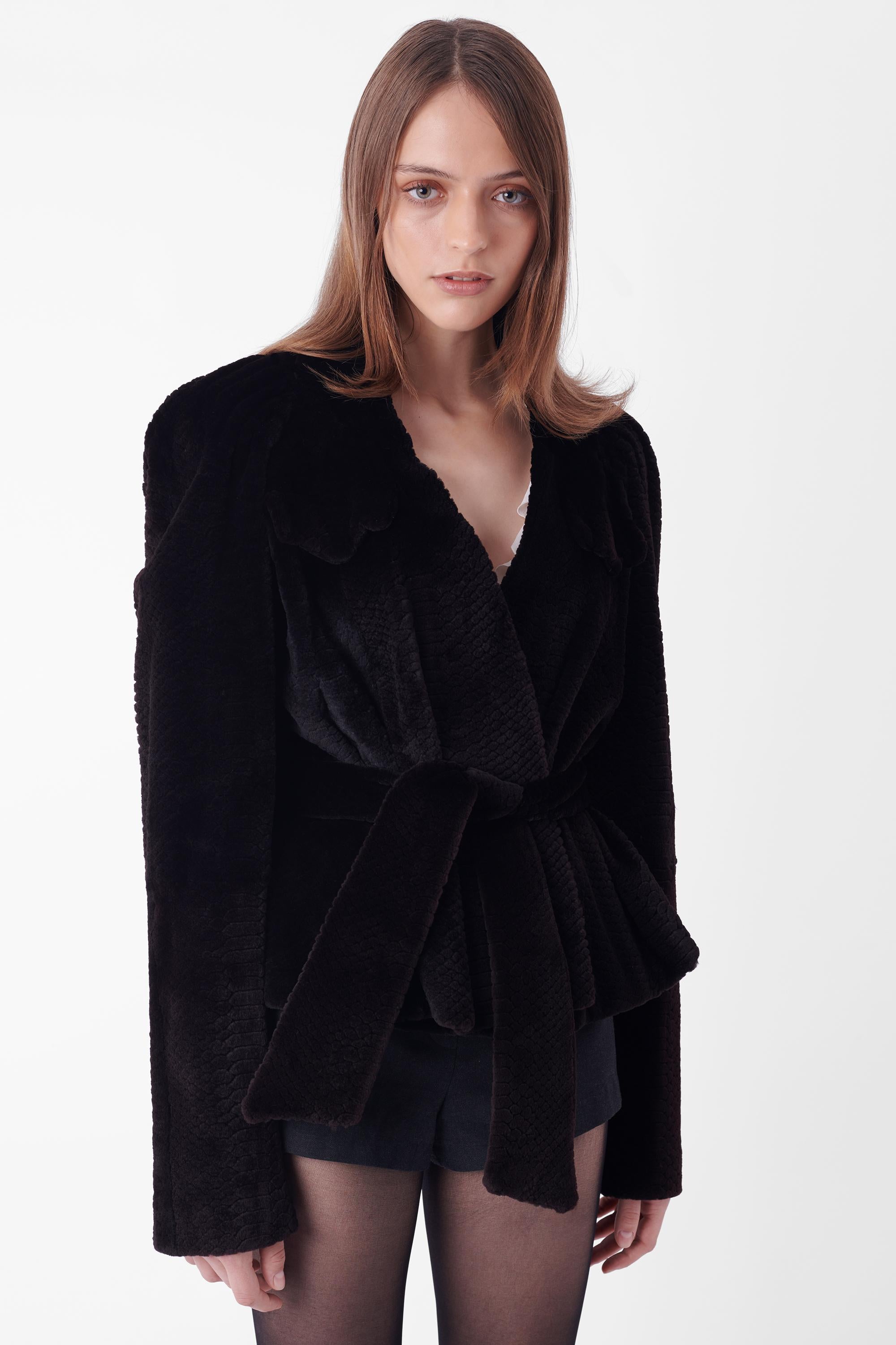 Nero Yves Saint Laurent  Giacca in pelliccia marrone da passerella A/I 2004 in vendita