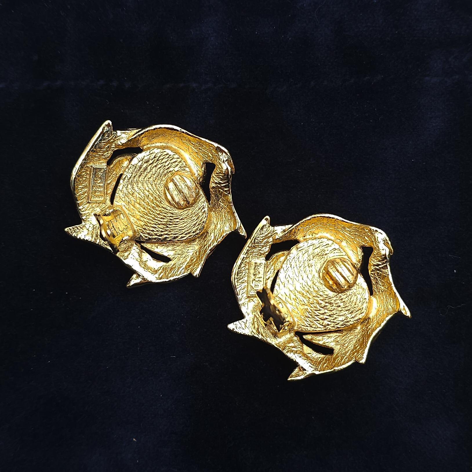 Orecchini a clip Yves Saint Laurent 