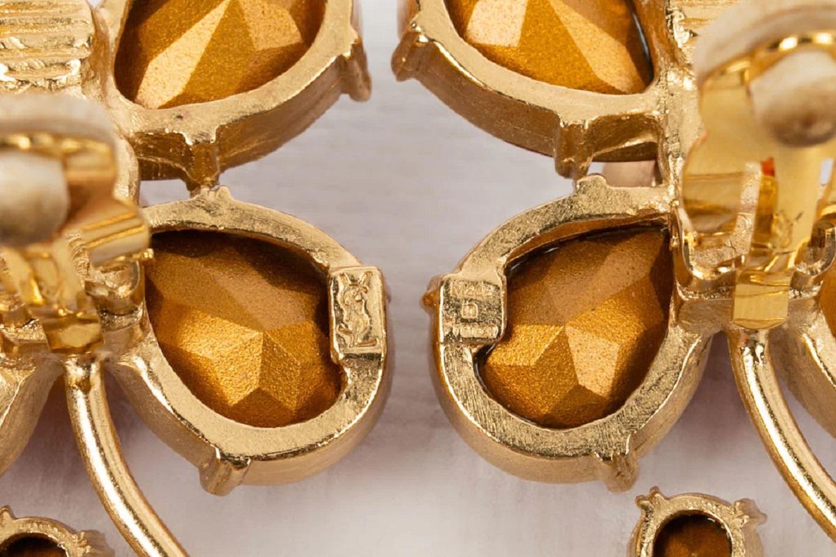 Yves Saint Laurent Flower Earrings In Excellent Condition For Sale In SAINT-OUEN-SUR-SEINE, FR