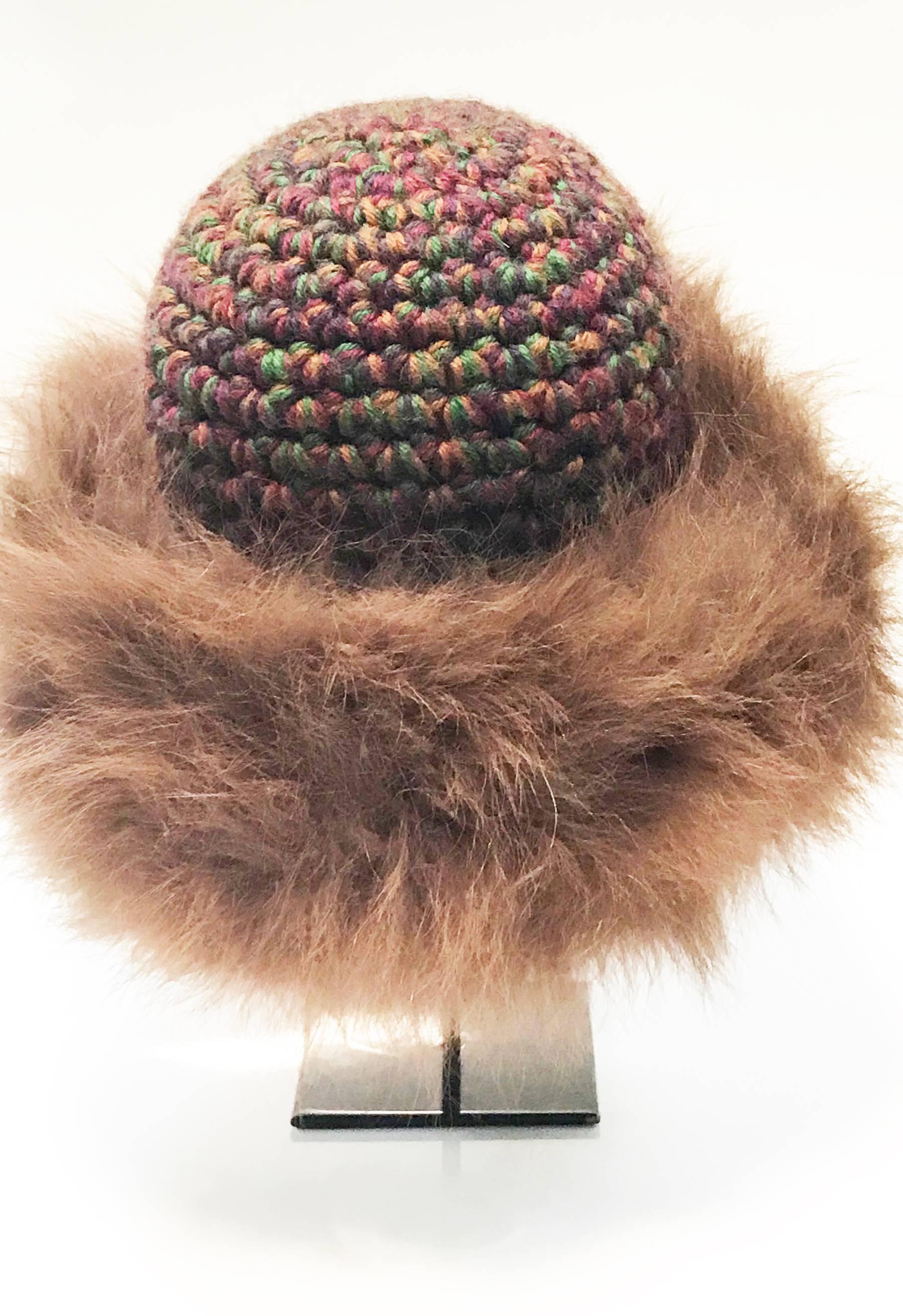 Women's Yves Saint Laurent fox fur hat For Sale