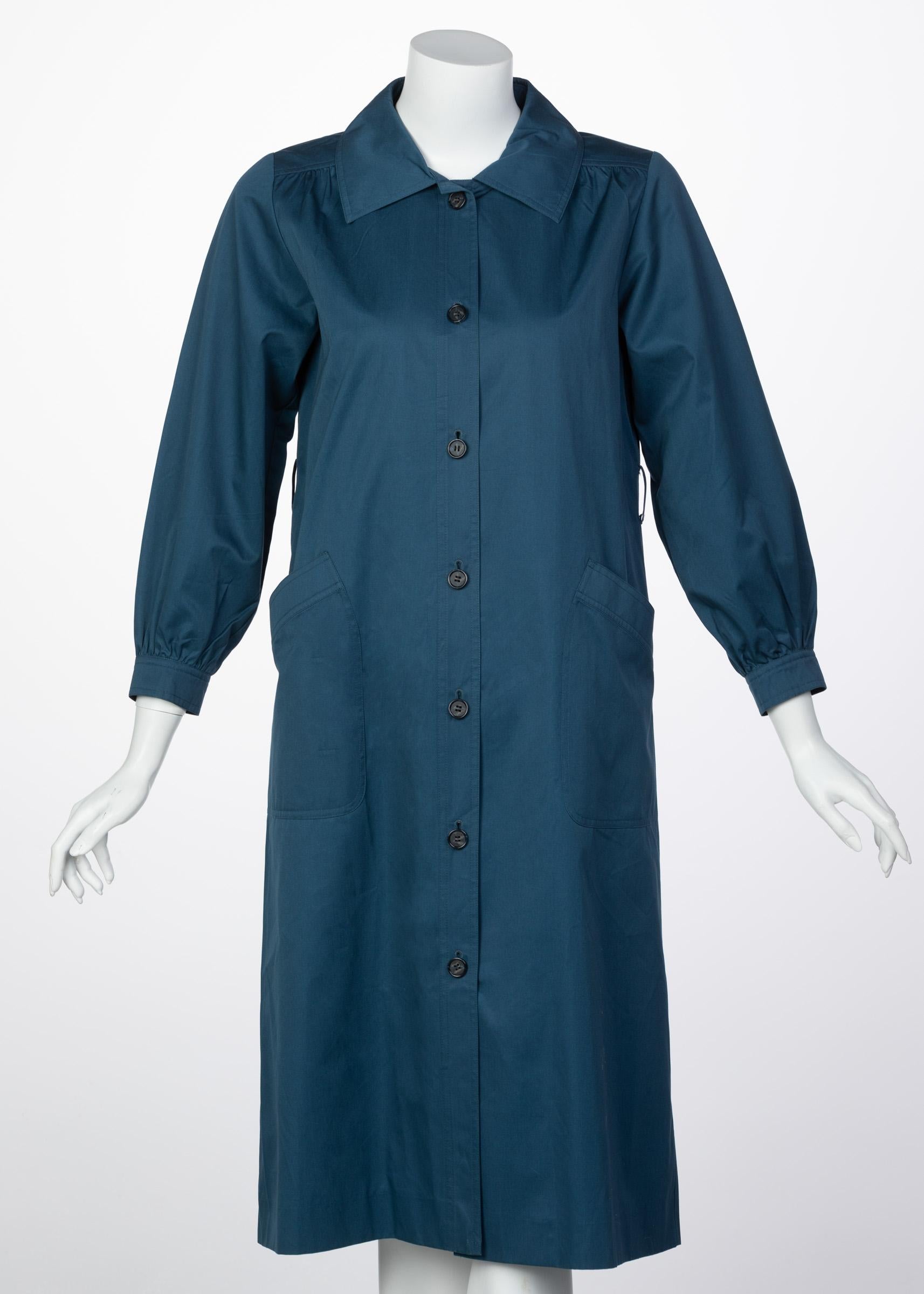 Yves Saint Laurent French Blue Belted Cotton Trench Coat YSL, 1970s In Excellent Condition For Sale In Boca Raton, FL