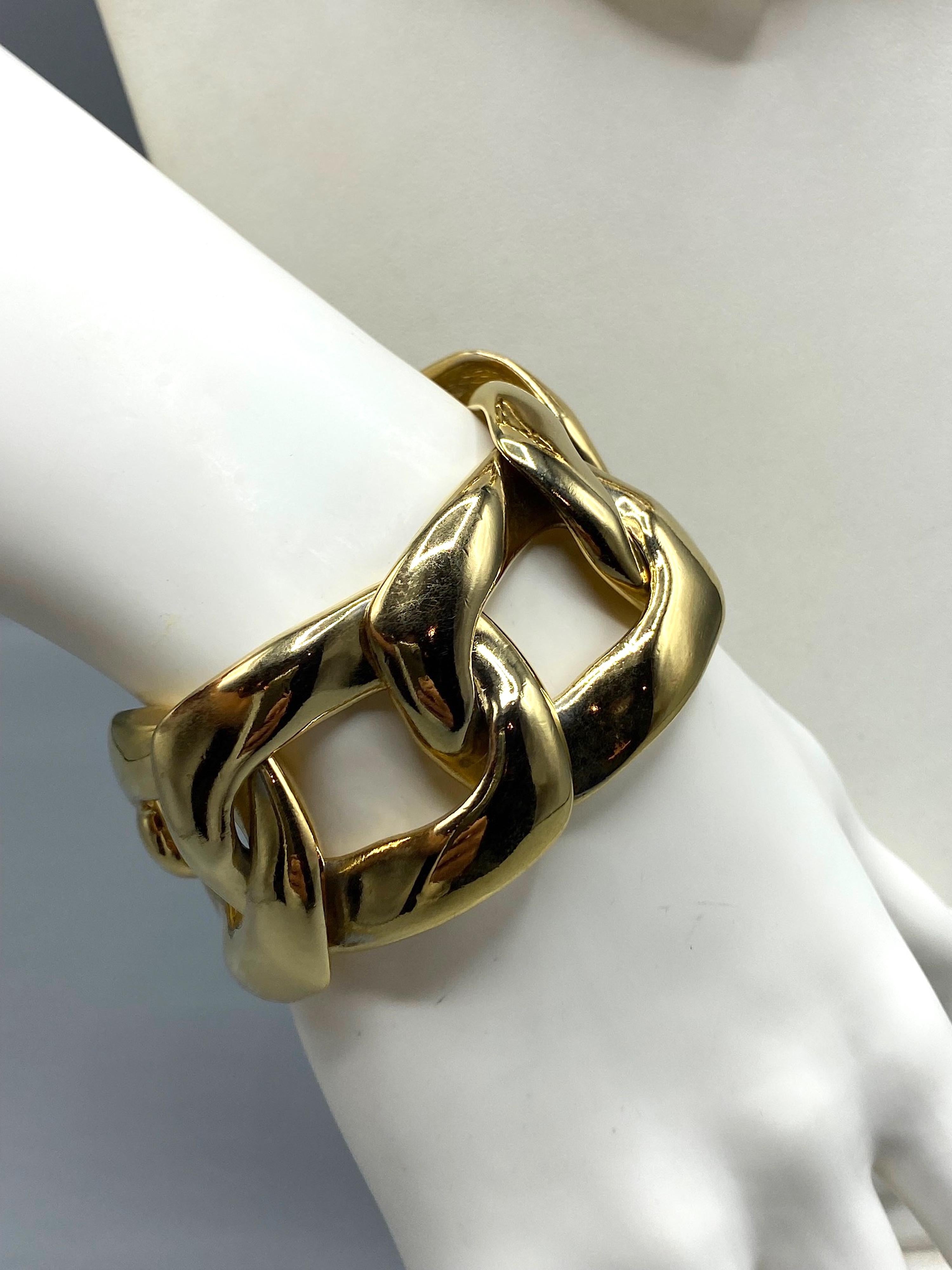 Yves Saint Laurent 1980's Large Gold Link Necklace & Bracelet Set For Sale 2