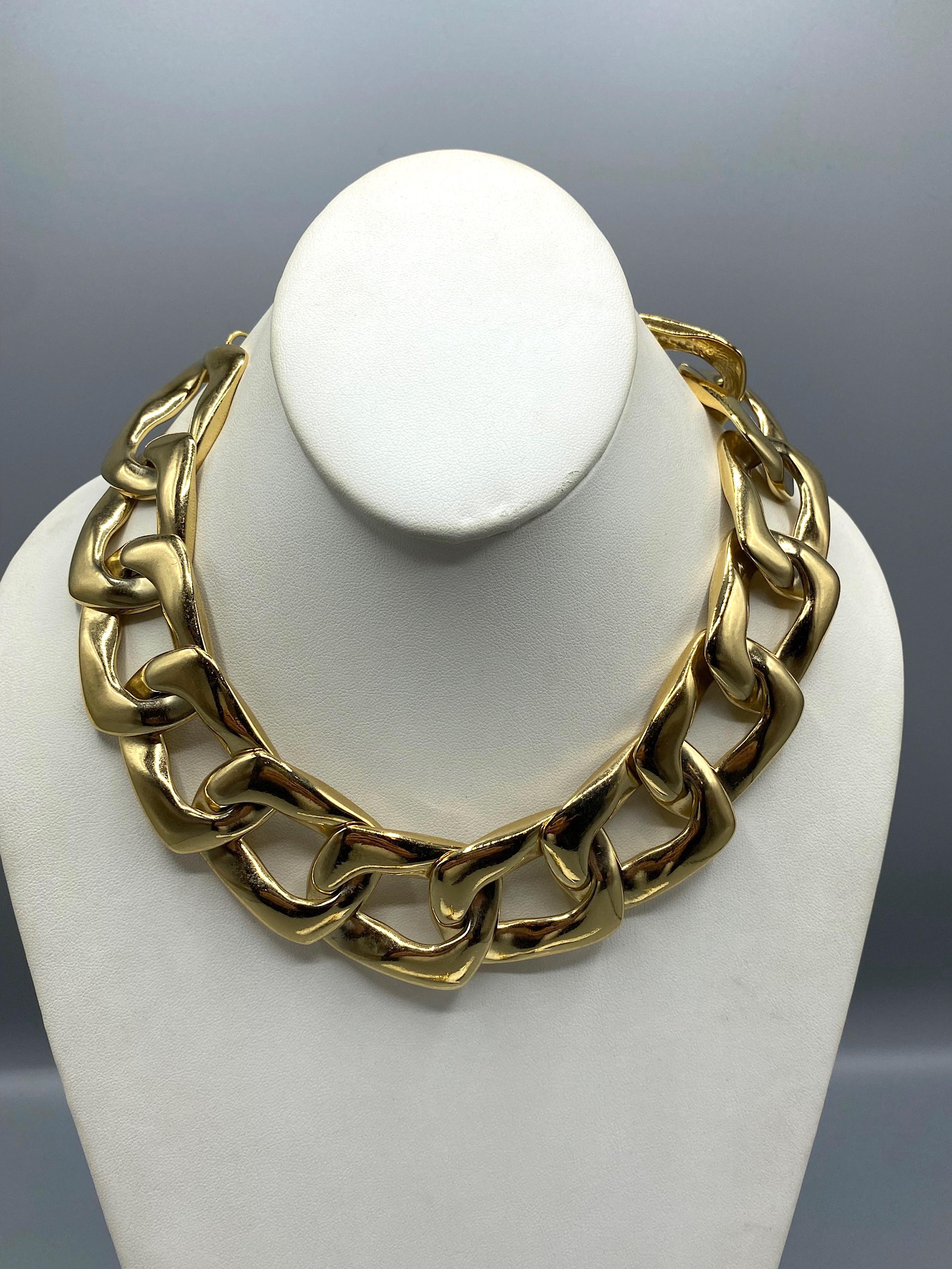 Yves Saint Laurent 1980's Large Gold Link Necklace & Bracelet Set For Sale 3