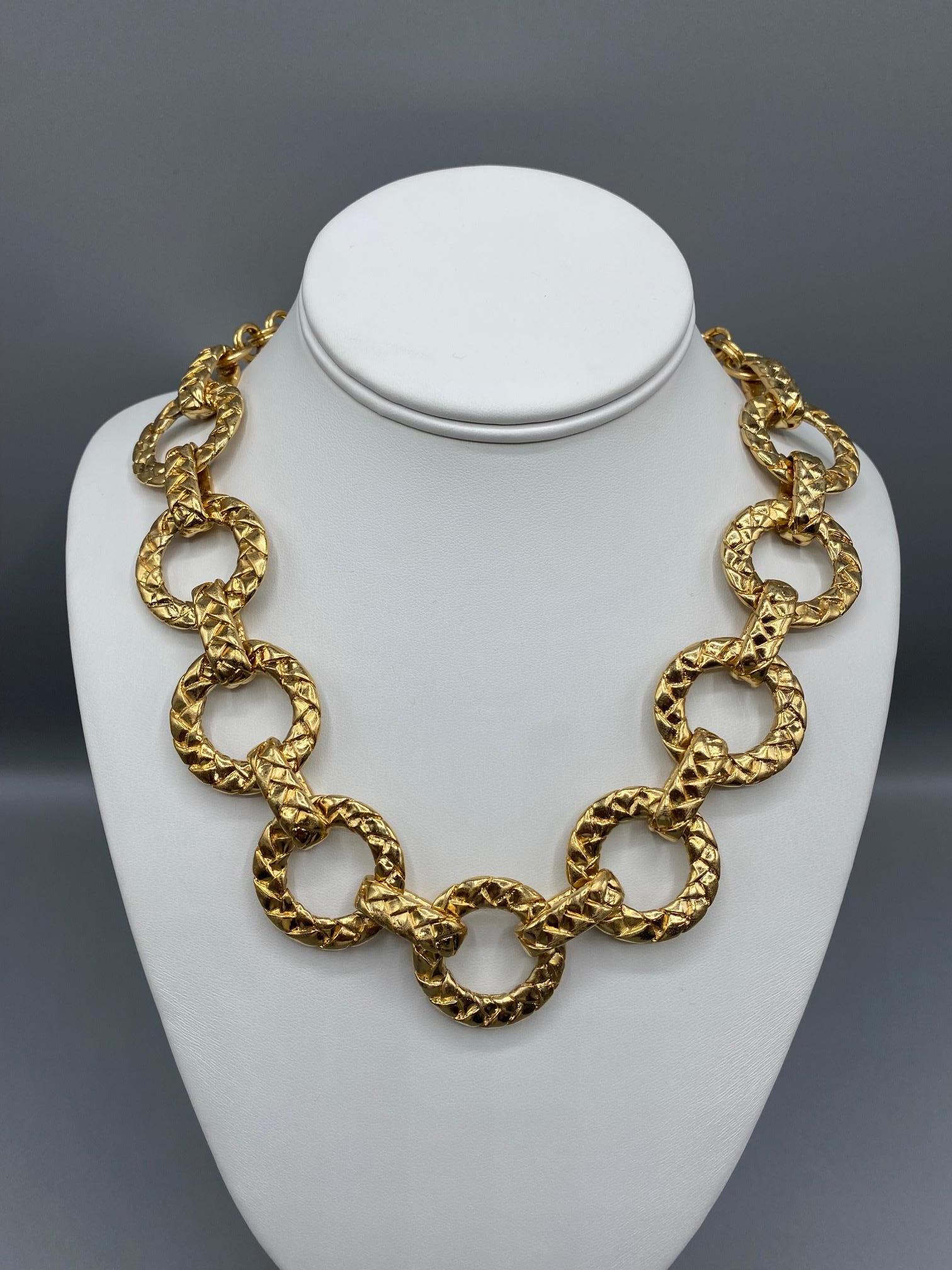 Yves Saint Laurent 1980's Round Quilt Link Chain Necklace For Sale 3