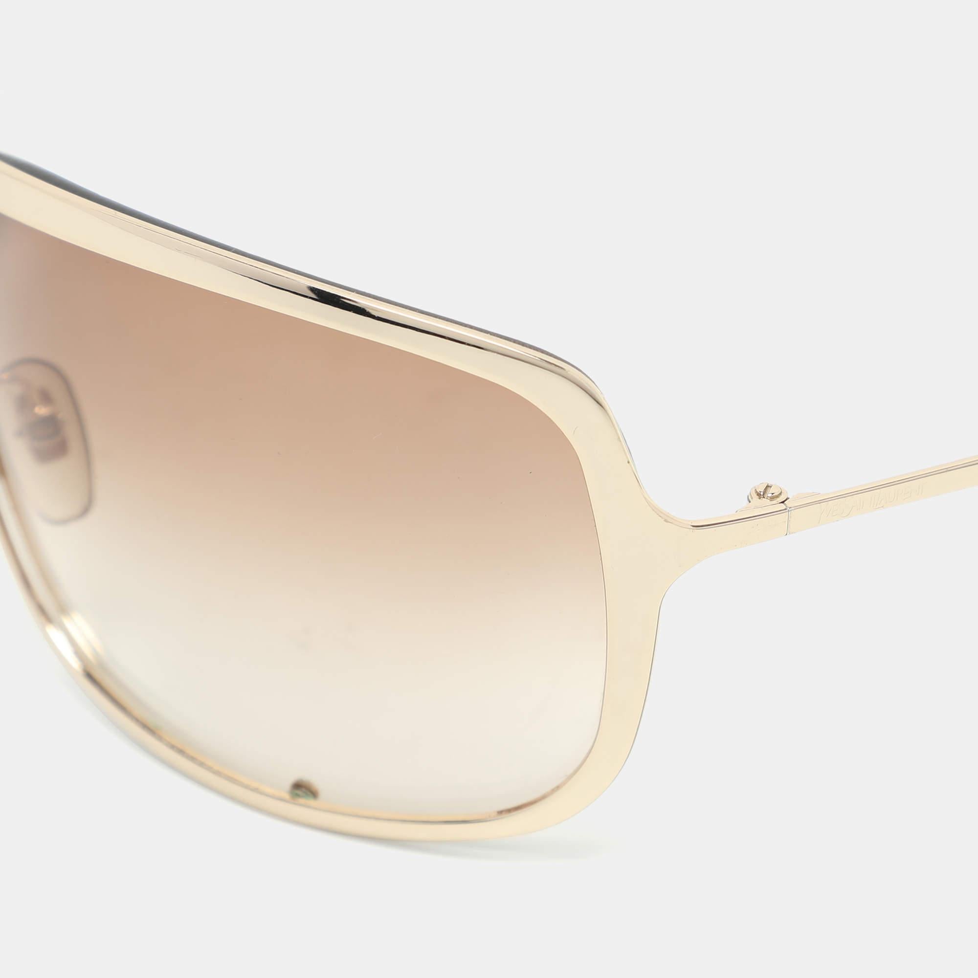 A statement pair of sunglasses from YSL will surely make a prized buy. Featuring a trendy frame and lenses meant to protect your eyes the sunglasses are ideal for all day wear.