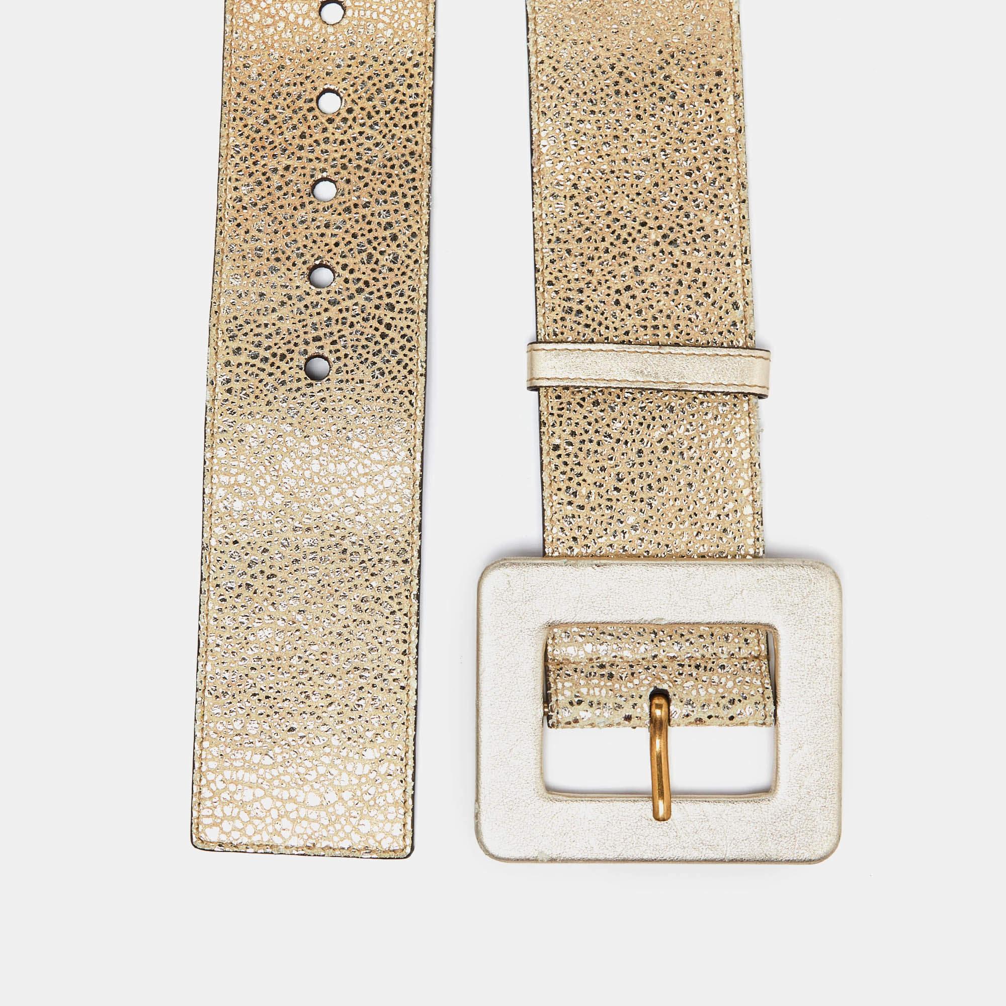 Yves Saint Laurent Gold Leather Buckle Waist Belt 70CM In Fair Condition For Sale In Dubai, Al Qouz 2