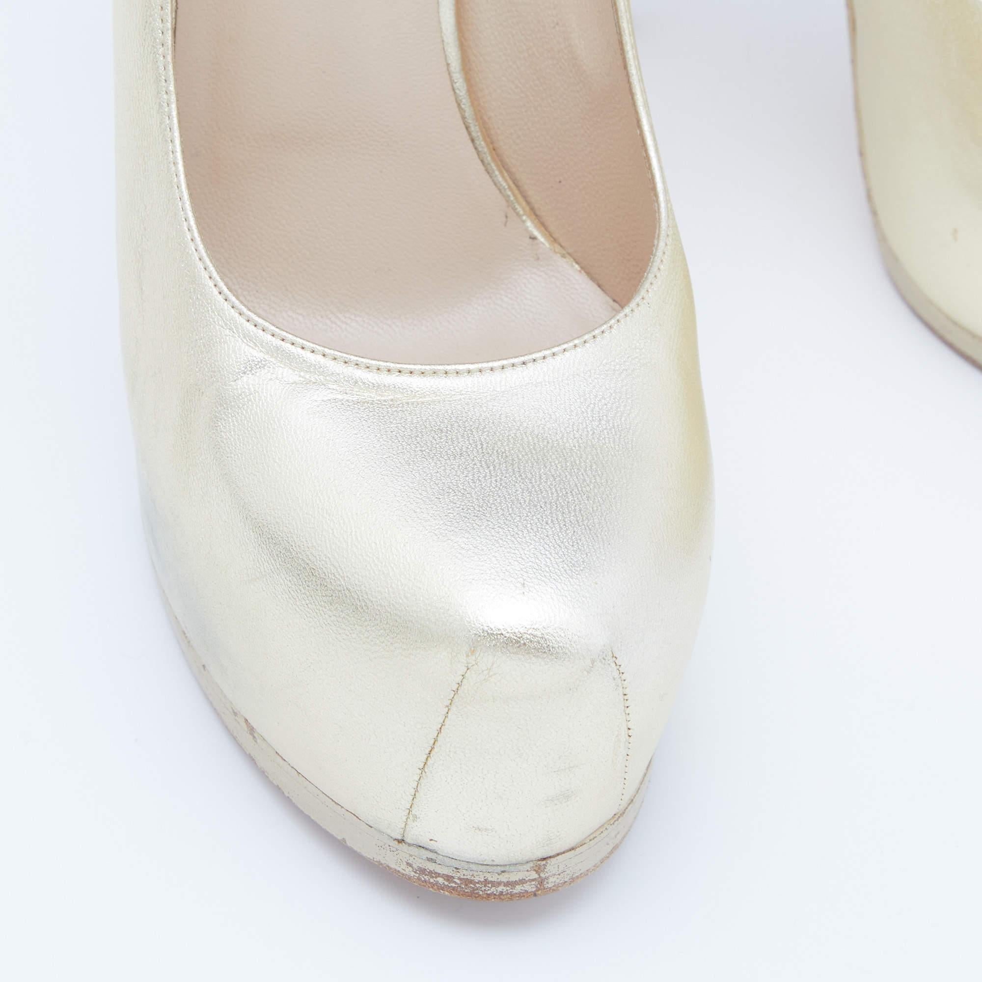 Yves Saint Laurent Gold Leather Tribtoo Platform Pumps Size 38.5 For Sale 5