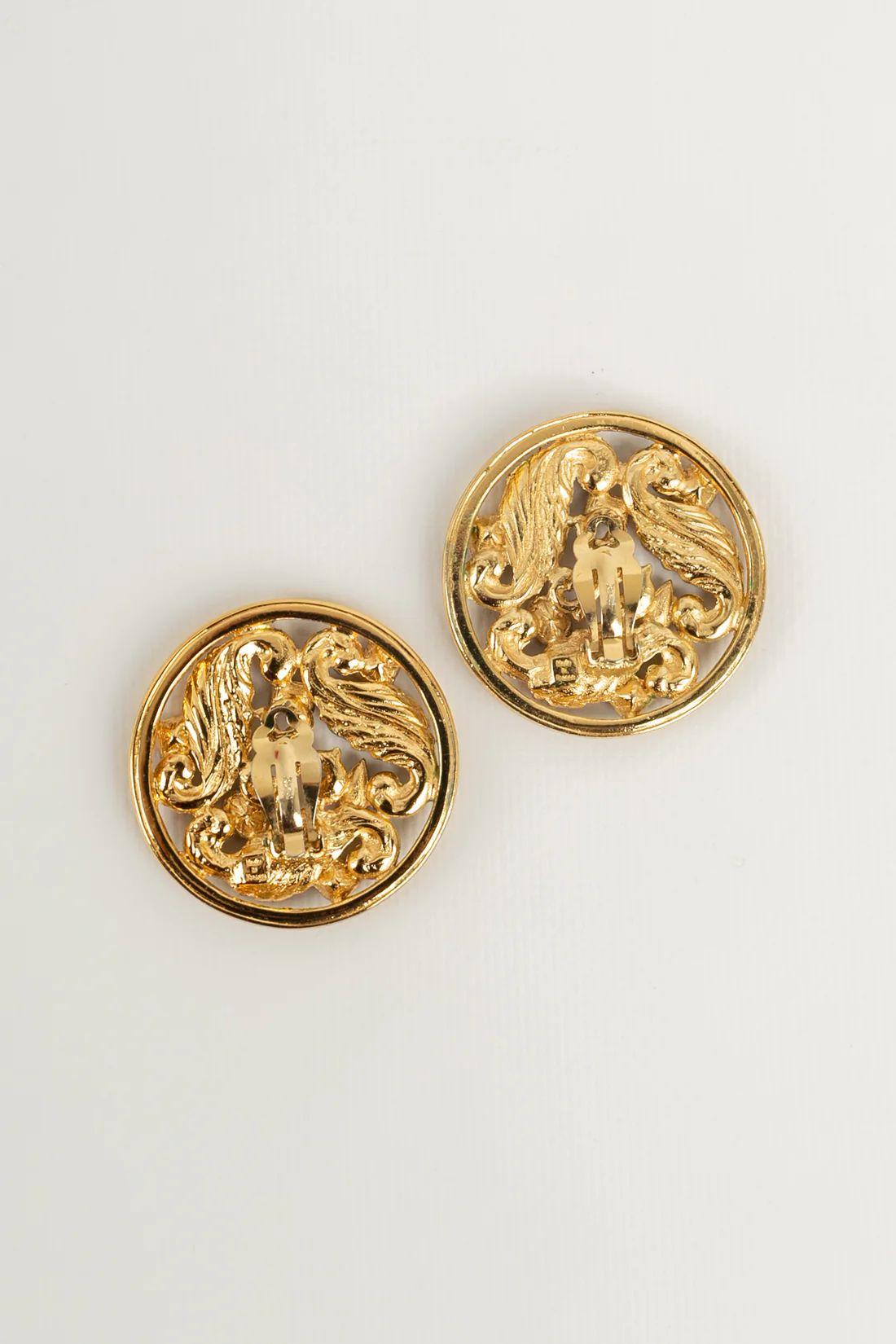 Yves Saint Laurent Gold Metal and Rhinestone Earrings In Good Condition For Sale In SAINT-OUEN-SUR-SEINE, FR