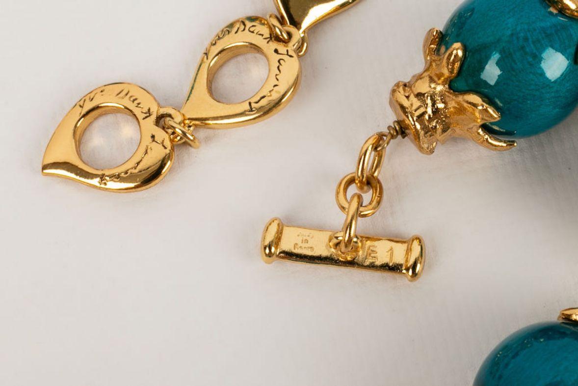 Yves Saint Laurent Vergoldete Metall-Halskette mit Holzperlen Damen im Angebot