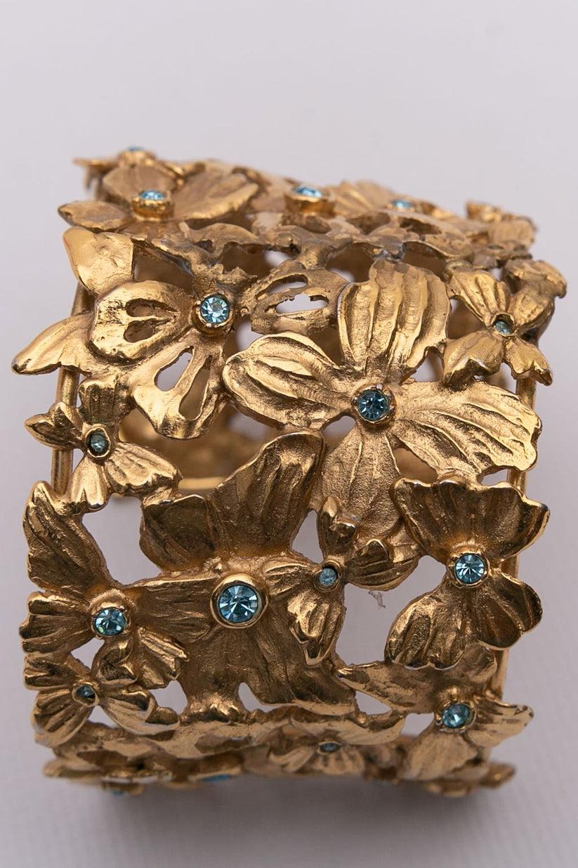 Yves Saint Laurent Golden Cuff Bracelet with Blue Rhinestones For Sale 3