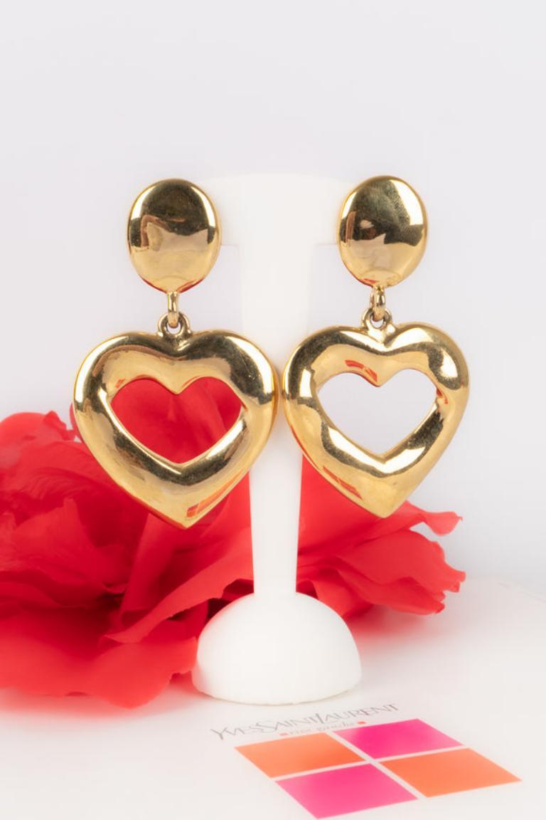 Yves Saint Laurent Golden Metal Clip-on Heart Earrings For Sale 4