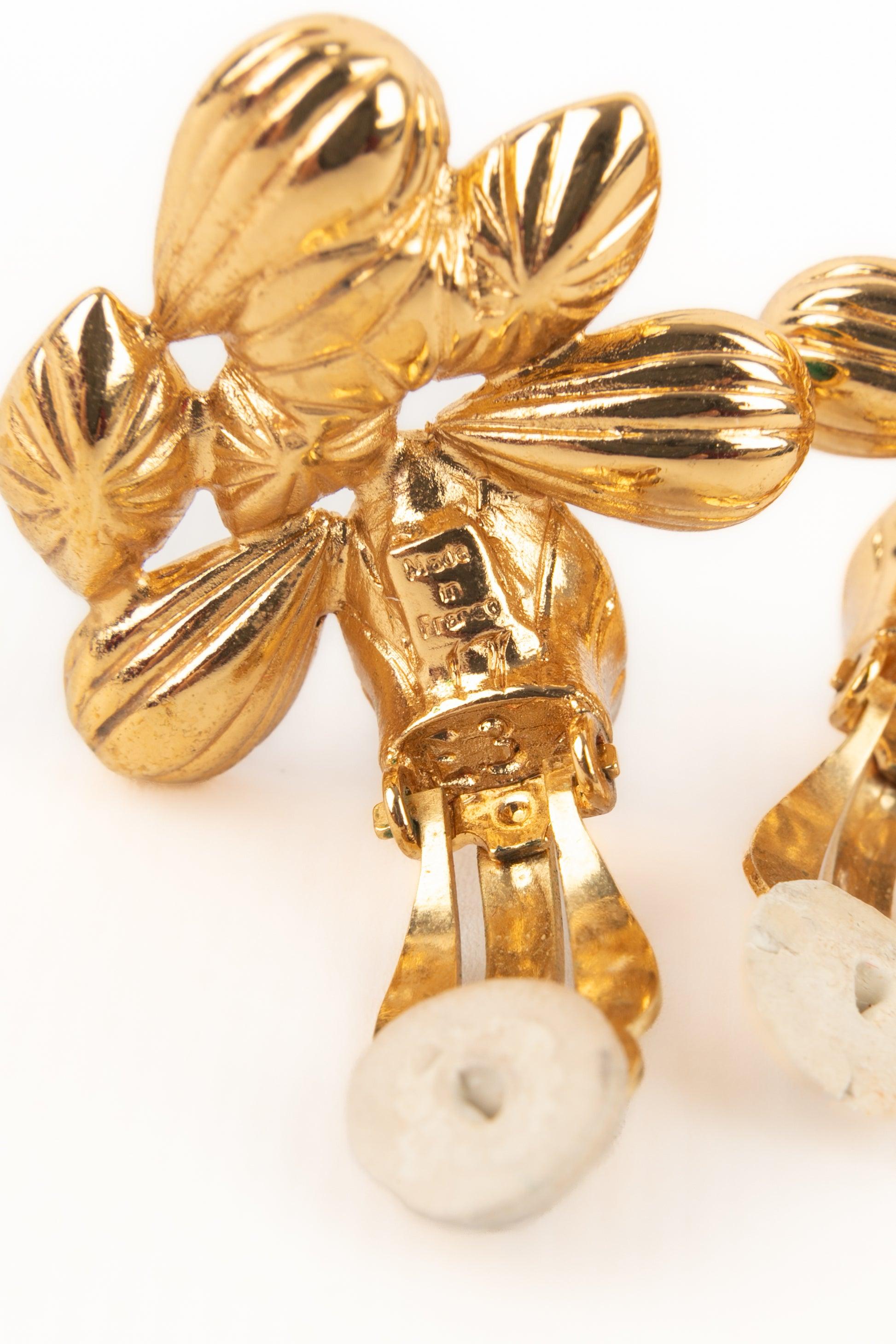 Yves Saint Laurent Golden Metal Earrings For Sale 1