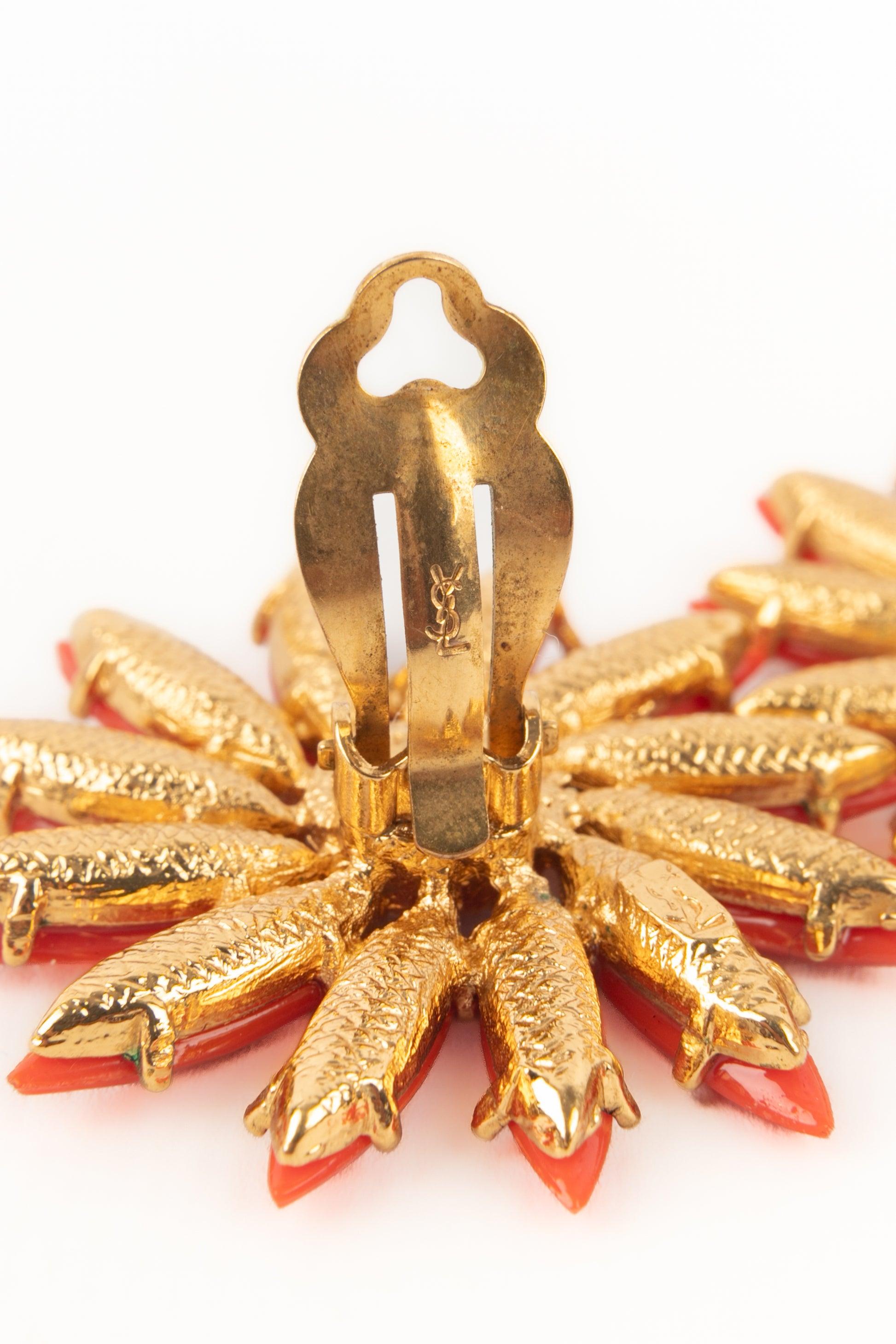 Yves Saint Laurent Golden Metal Earrings with Red Rhinestones For Sale 3