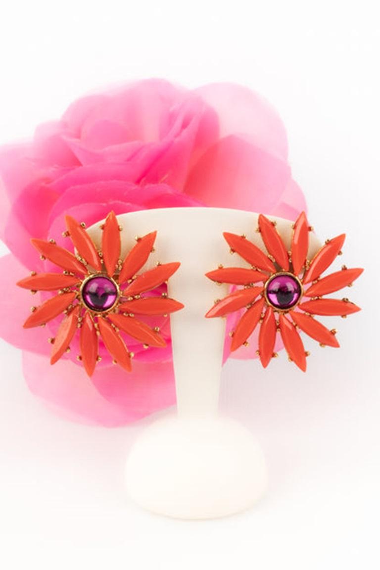 Yves Saint Laurent Golden Metal Earrings with Red Rhinestones For Sale 4