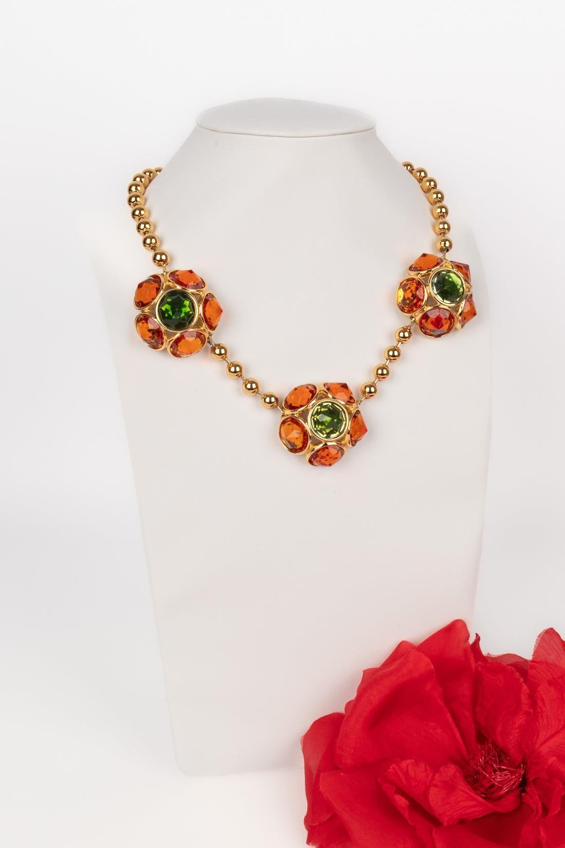Collana in metallo dorato Yves Saint Laurent in vendita 3
