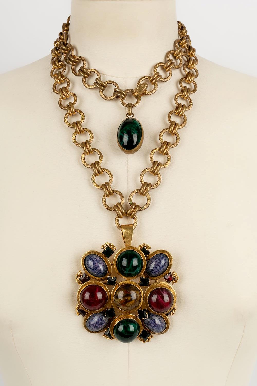 Women's Yves Saint Laurent Golden Metal Necklace with Pendant Brooch For Sale