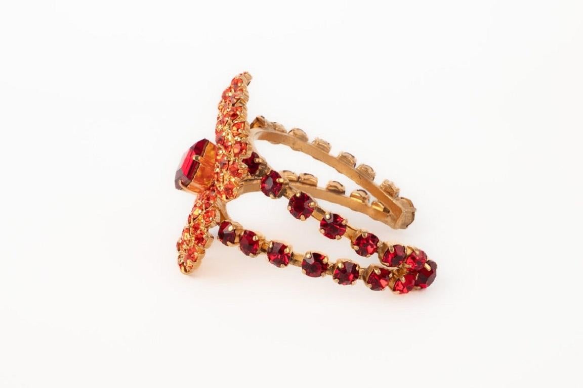 Yves Saint Laurent Golden Metal Rigid Flower Bracelet For Sale 1