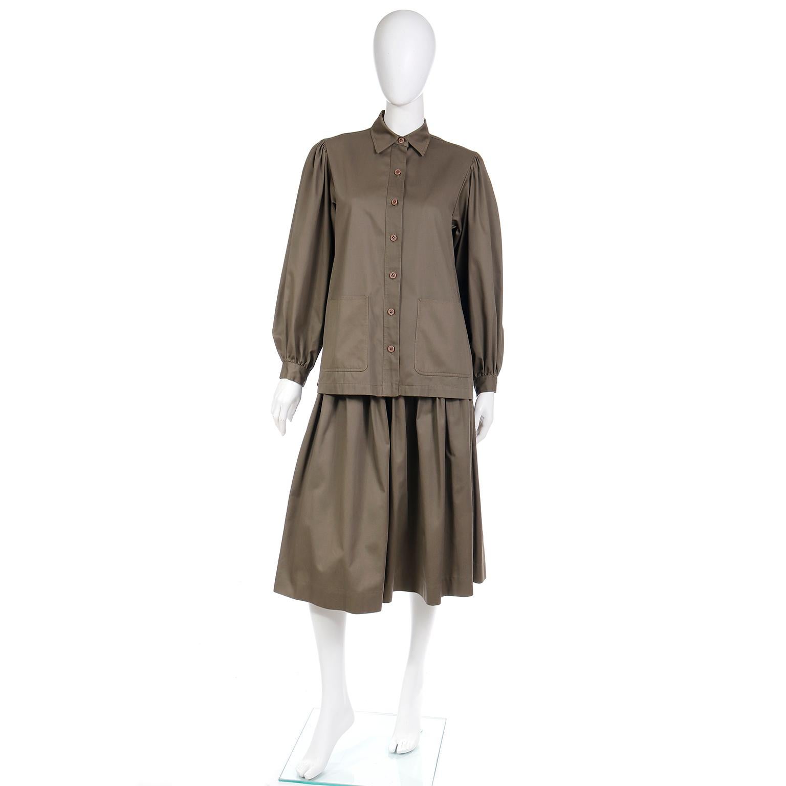 Yves Saint Laurent Green 2 Piece Jacket Style Oversized Blouse & Skirt Outfit In Excellent Condition In Portland, OR