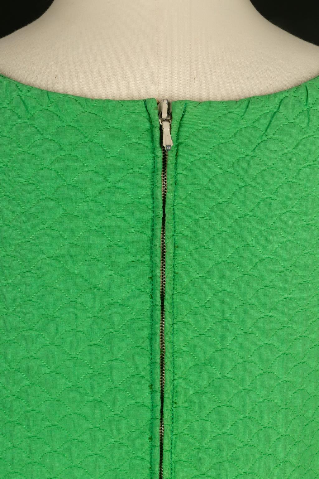 Yves Saint Laurent Grünes Trapezkleid aus Baumwolle im Angebot 2